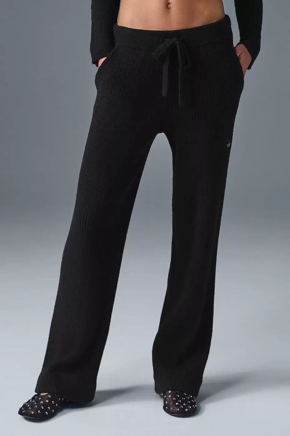 Alo Yoga Alo Yoga Snuggle Up Sweater Pants Size 24" / US 00 / IT 34 - 1 Thumbnail