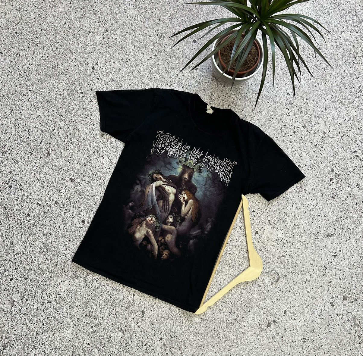 Band Tees × Vintage Cradle Of Filth Hammer Of The Witches Rock Band T-Shirt Size US L / EU 52-54 / 3 - 1 Thumbnail