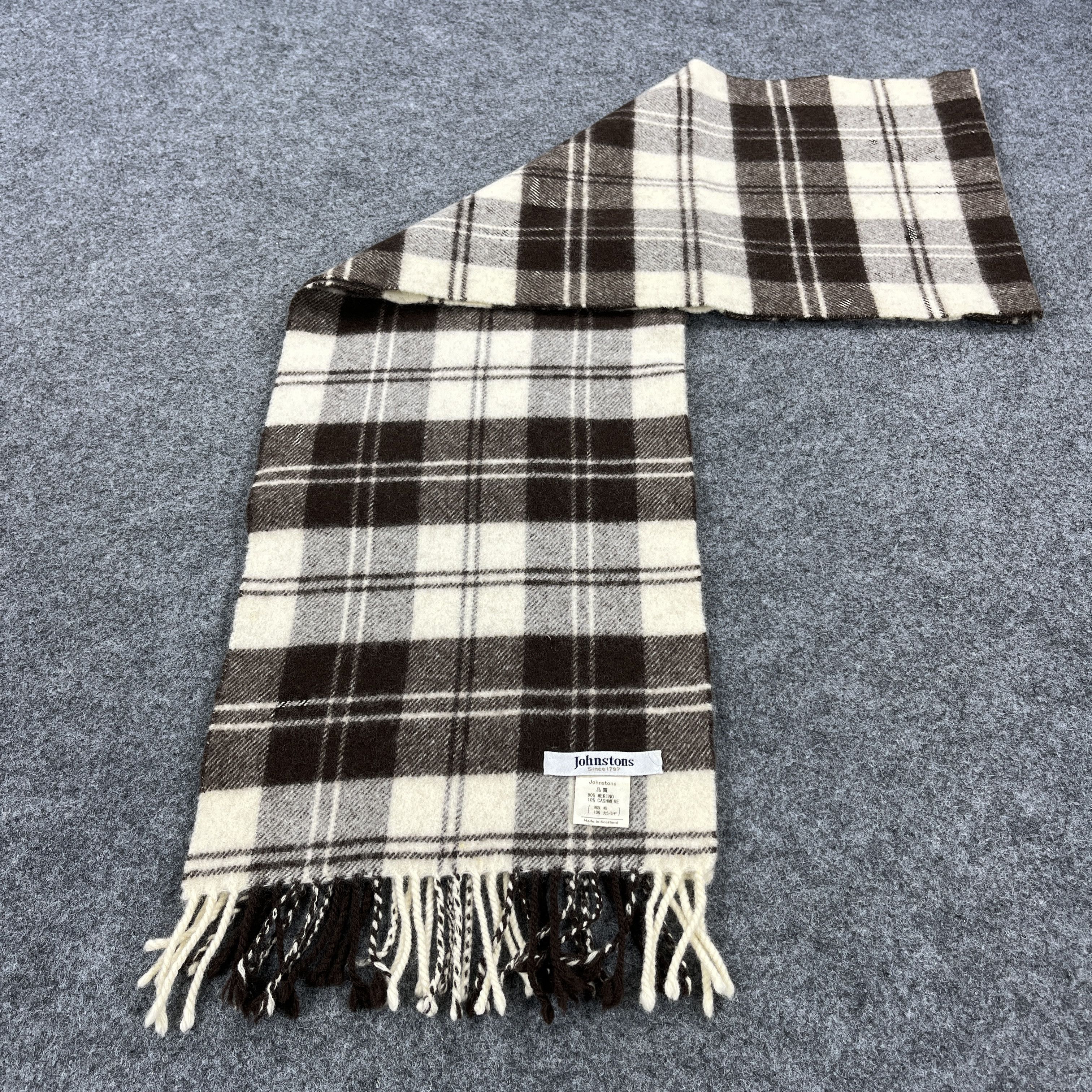 Johnstons Of Elgin Johnstons Of Elgin Scarf / Muffler / Neckwear T1541 Size ONE SIZE - 4 Thumbnail