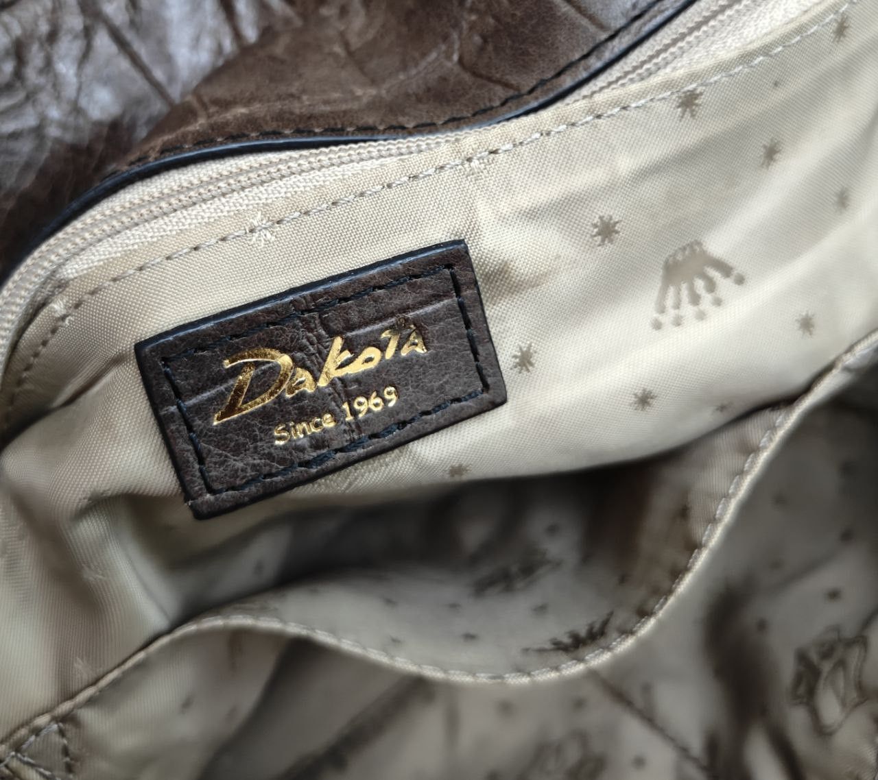 Dakota Grizzly Dakota Faded Leather Handbag Size ONE SIZE - 9 Thumbnail