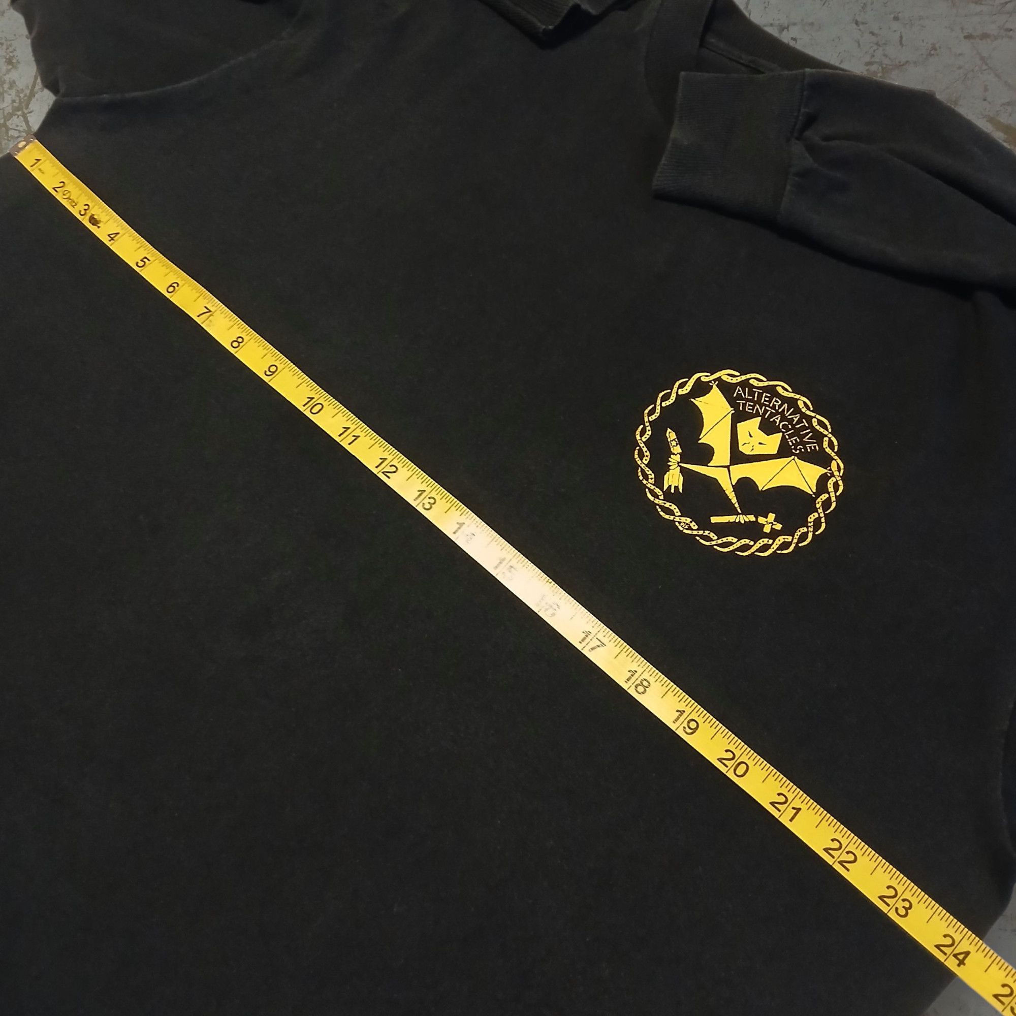 Fruit Of The Loom Vtg 90s Alternative Tentacles Long Sleeve Logo Tee Size XL Size US XL / EU 56 / 4 - 6 Thumbnail