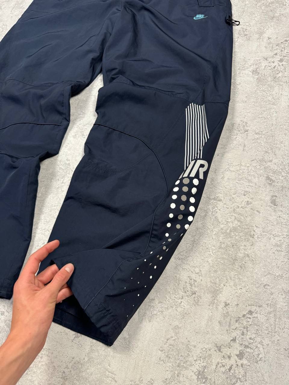 Nike Vintage Nike Y2K Nylon Baggy Sweatpants Size XL Size US 37 - 7 Thumbnail