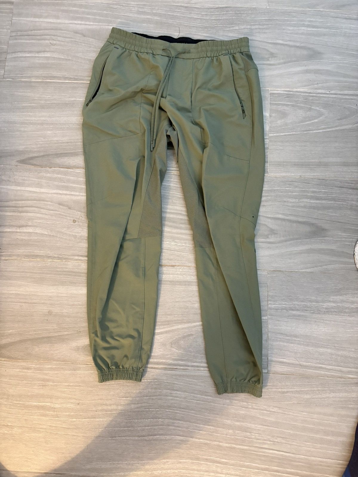 Lululemon Lululemon license to train jogger green twill size M Size US 32 / EU 48 - 2 Thumbnail