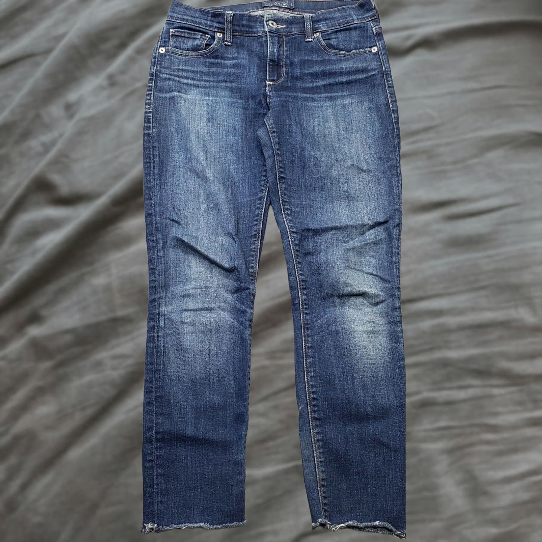 Lucky Brand Lucky Brand Brooke Skinny Jeans Womens 2/26 Blue Denim Faded Whiskered Raw Hem Denim Jeans Slim 5-Pocket Womens Size 2 Blue - Pre-owned Size 26" / US 2 / IT 38 - 1 Thumbnail