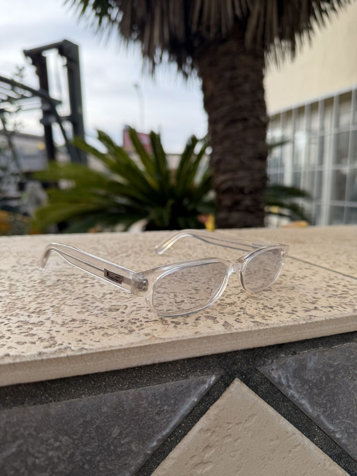 Gucci Gucci Grey Sunglasses GG 1181 Size ONE SIZE - 1 Thumbnail
