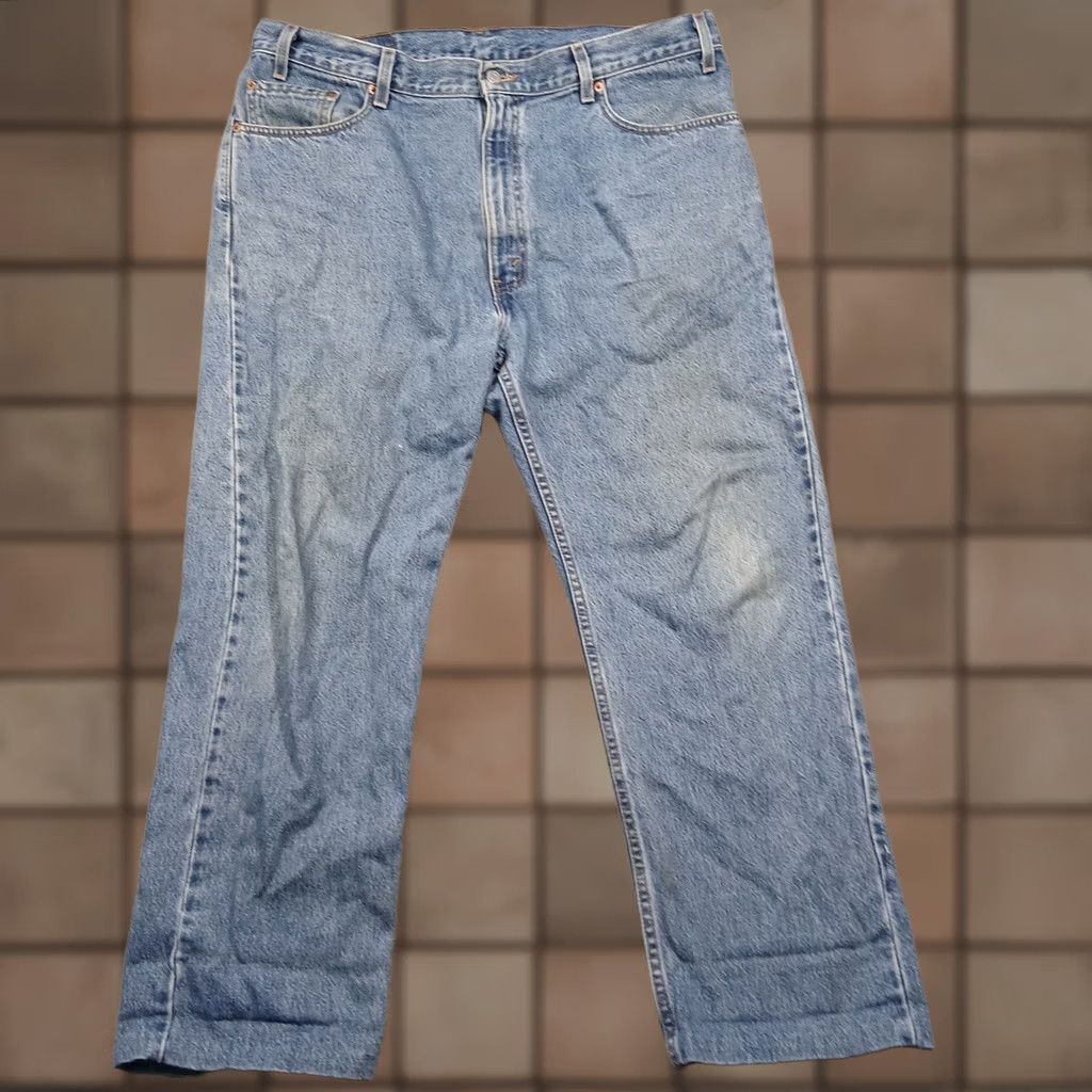 Levi's VINTAGE Levi's 505 Jeans Mens 40x30 Regular Fit Straight Leg Light Wash Size US 40 / EU 56 - 1 Thumbnail