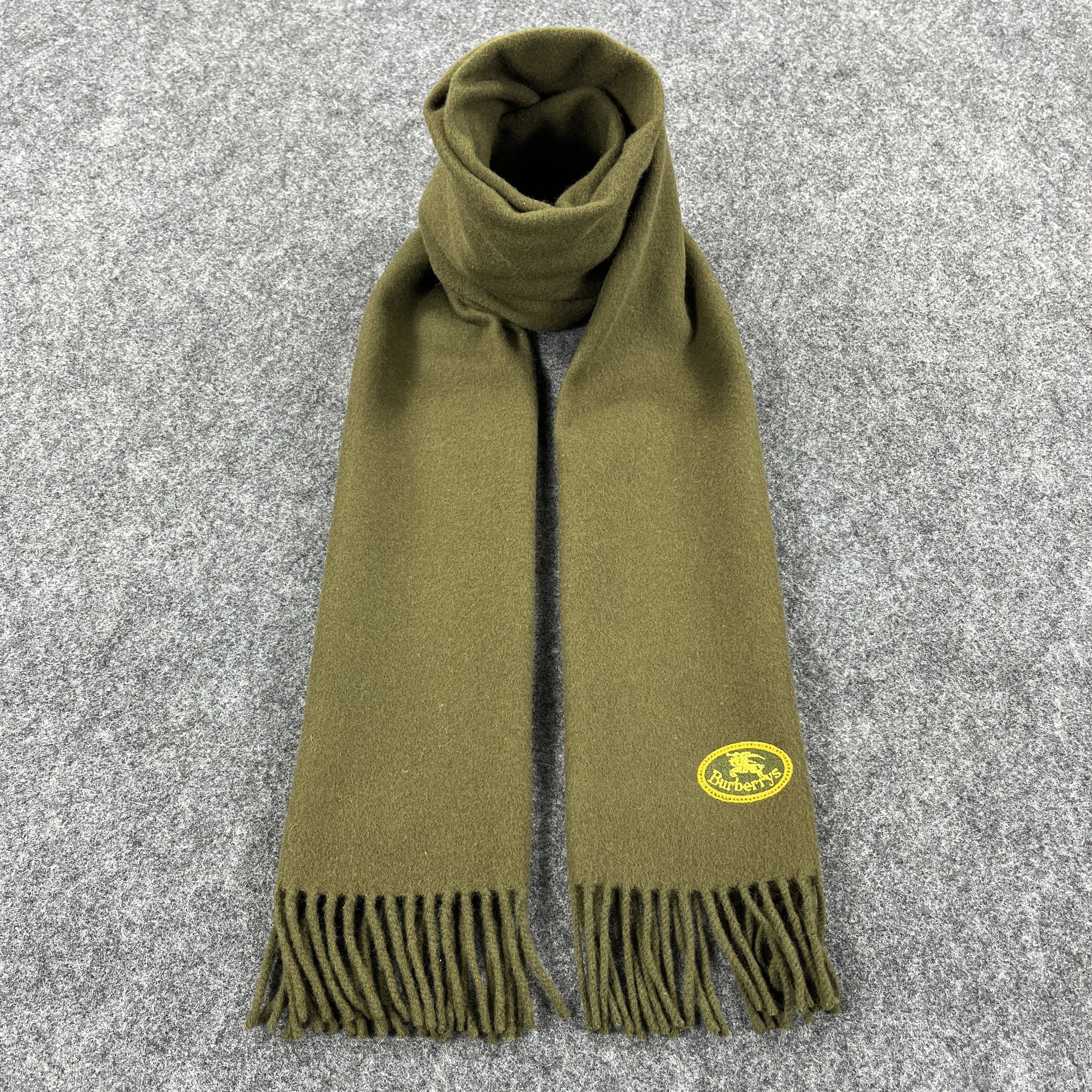 Burberry Burberrys Scarf / Muffler / Neckwear T1349 Size ONE SIZE - 1 Thumbnail