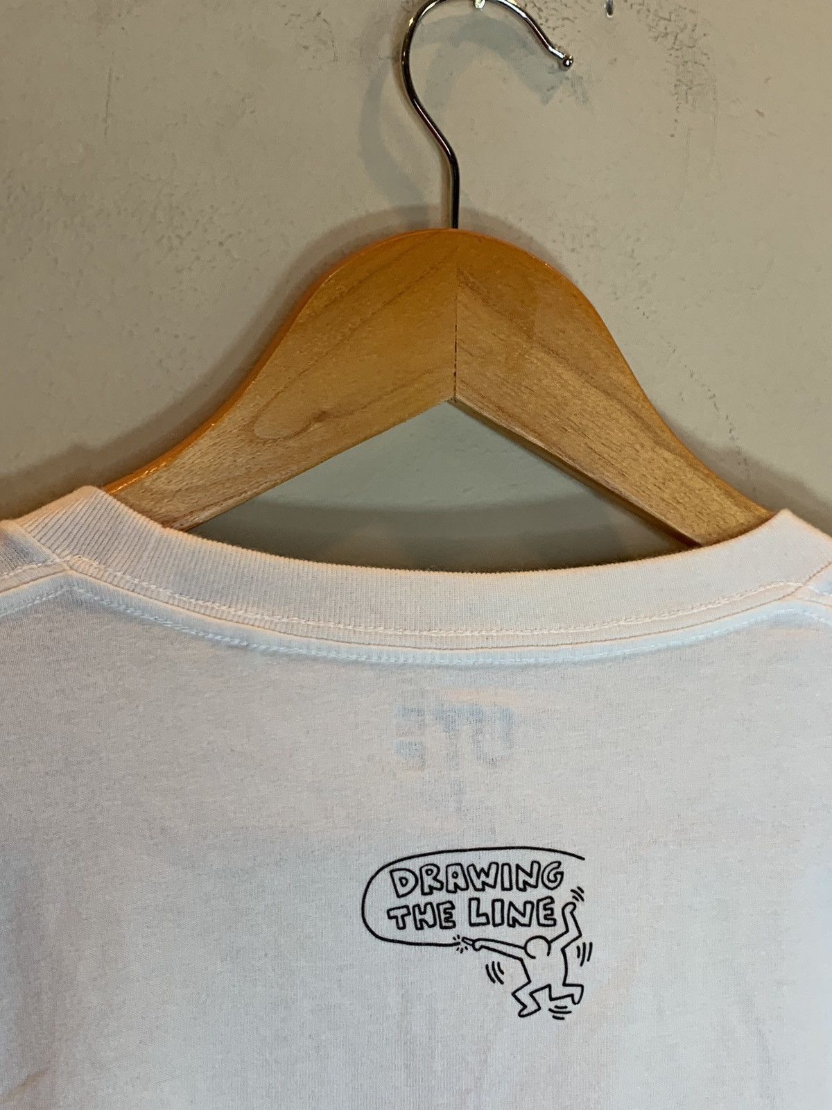 Keith Haring RARE* Keith Haring Pieces Of The Same Thing Art Uniqlo Shirt Size US M / EU 48-50 / 2 - 5 Thumbnail