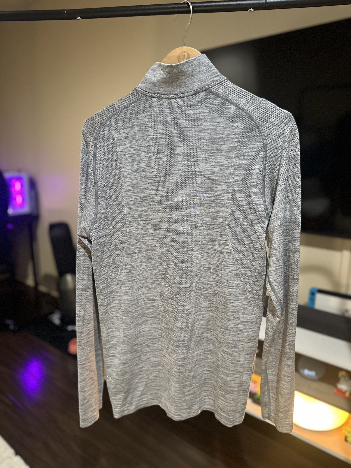 Lululemon Lululemon Metal Vent Half Zip San Francisco Print Culk Size US S / EU 44-46 / 1 - 2 Thumbnail