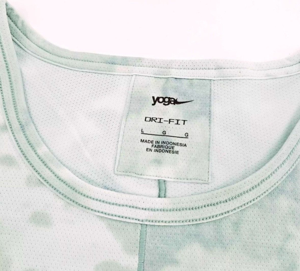 Nike Nike Dri-FIT Men's Print Short-Sleeve Yoga Top DX0922-330 Size US L / EU 52-54 / 3 - 5 Thumbnail