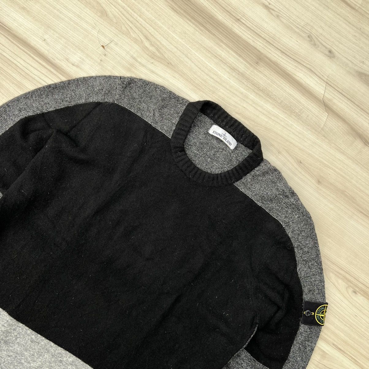 Stone Island Stone Island Multi Colour Block Soft Knit Crewneck Size US XXL / EU 58 / 5 - 2 Thumbnail
