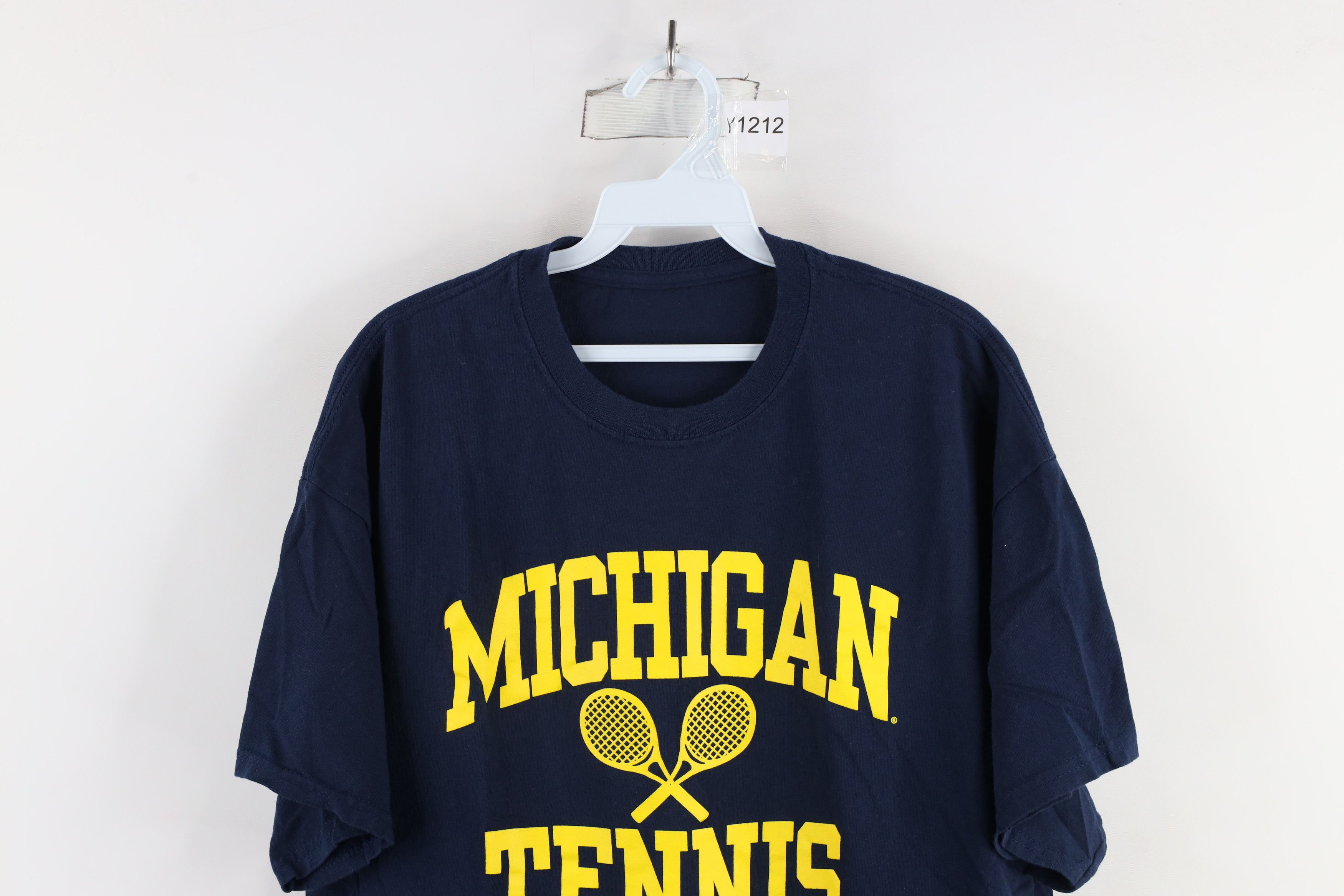 Vintage Vintage Issued University of Michigan Tennis T-Shirt Blue Size US XL / EU 56 / 4 - 2 Thumbnail