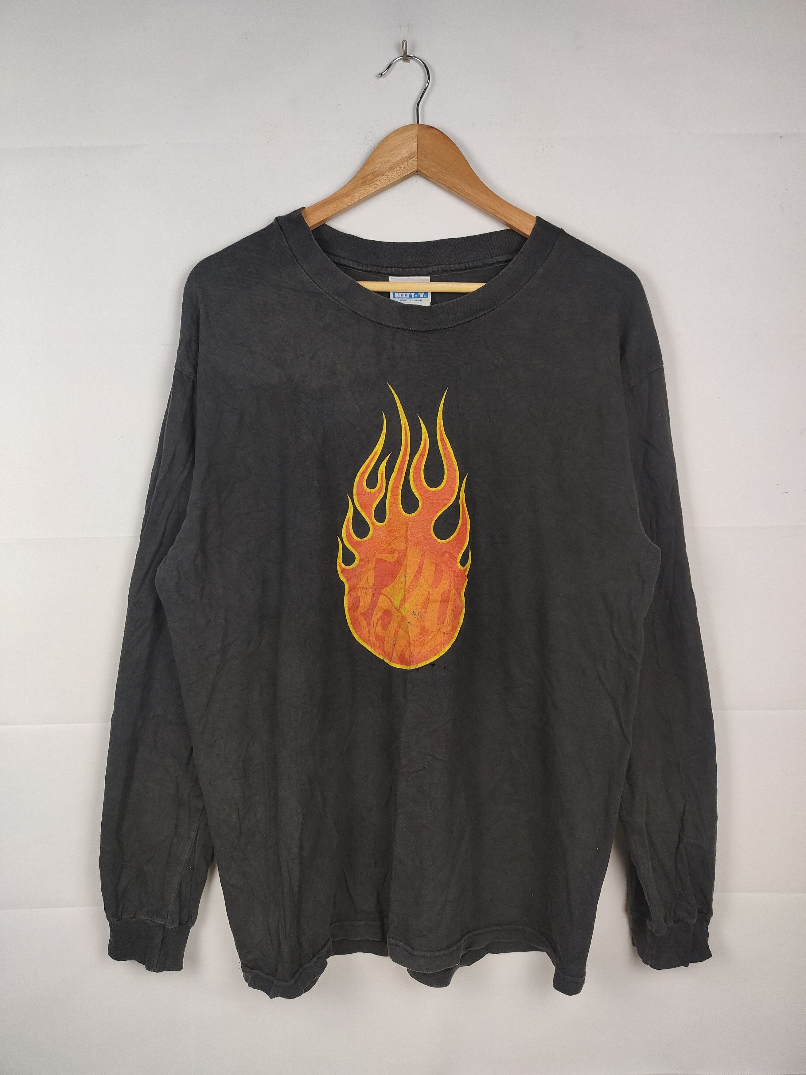 Vintage Vintage 90s Fireball Skateboard Streetwear Shirt Size US L / EU 52-54 / 3 - 1 Thumbnail