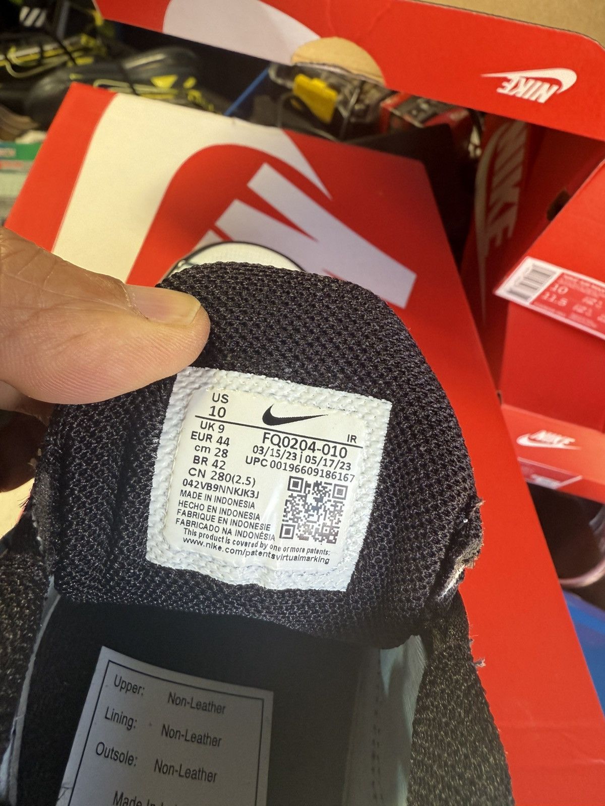 Nike Nike TUNED AIR MAX NEPTUNE Size US 10 / EU 43 - 15 Thumbnail