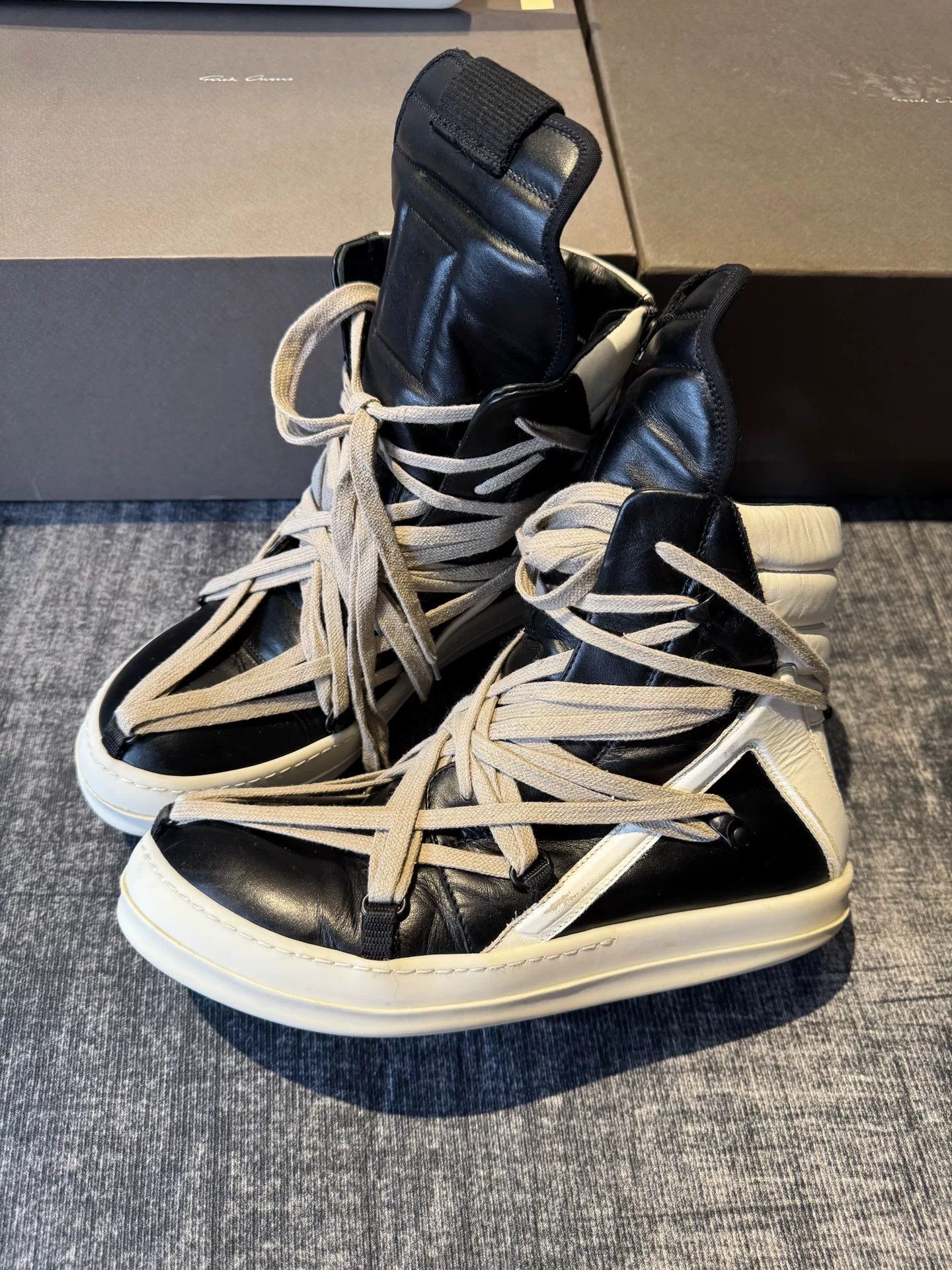 Rick Owens Rick Owens Hitop Sneakers 41 Men Size US 8.5 / EU 41-42 - 1 Thumbnail