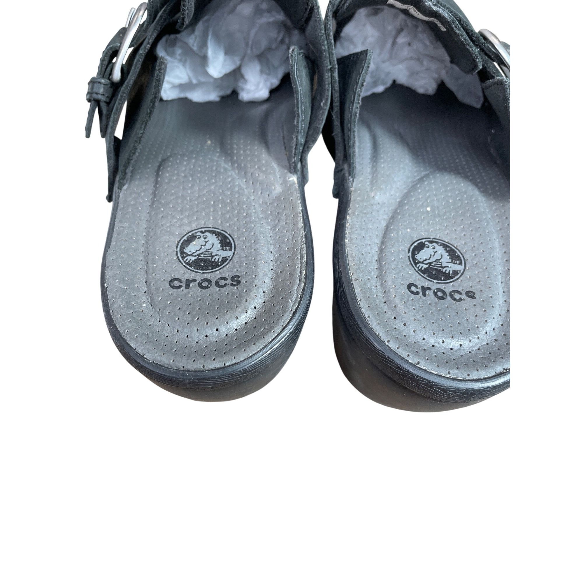 Crocs Crocs womans black leather slip on clogs mules Sz 9 SKU 9725 Size US 9 / IT 39 - 9 Thumbnail