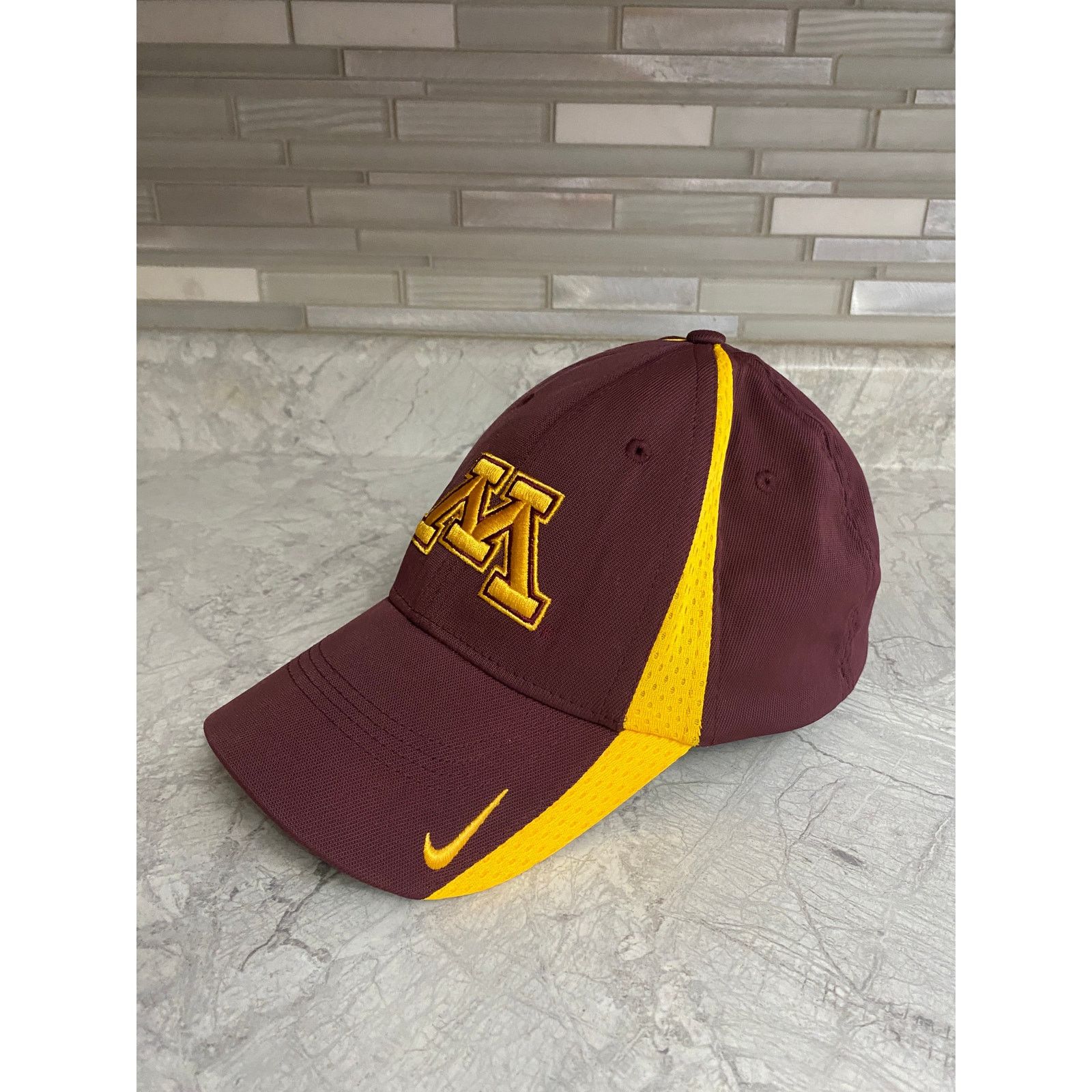 Nike Minnesota Gophers Nike Stretch-Fit Hat Size M/L Size ONE SIZE - 1 Thumbnail