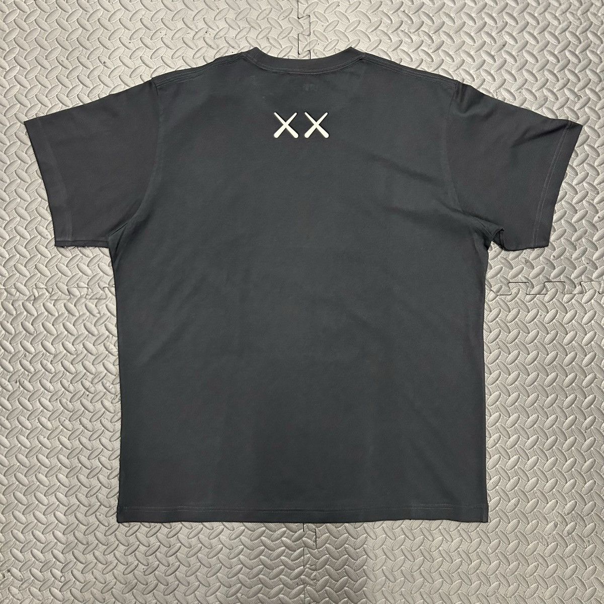 Kaws × Uniqlo Uniqlo x Kaws Companion UT Black Graphic Shirt Men’s XL NEW Size US XL / EU 56 / 4 - 11 Thumbnail