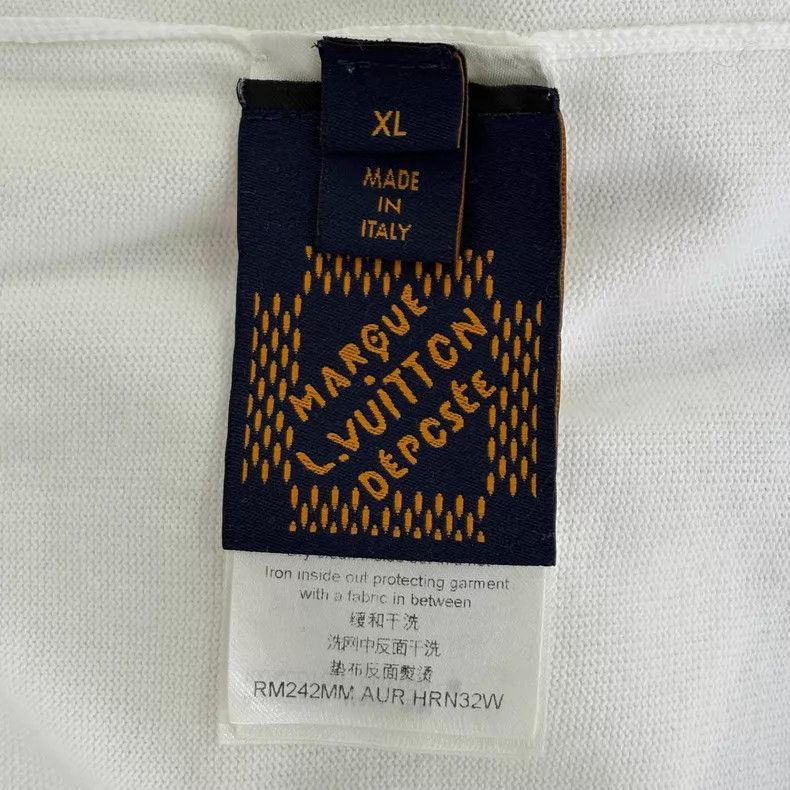 Louis Vuitton Louis Vuitton White Flower Logo Embroidery Knit Crew Neck Size US XL / EU 56 / 4 - 4 Thumbnail
