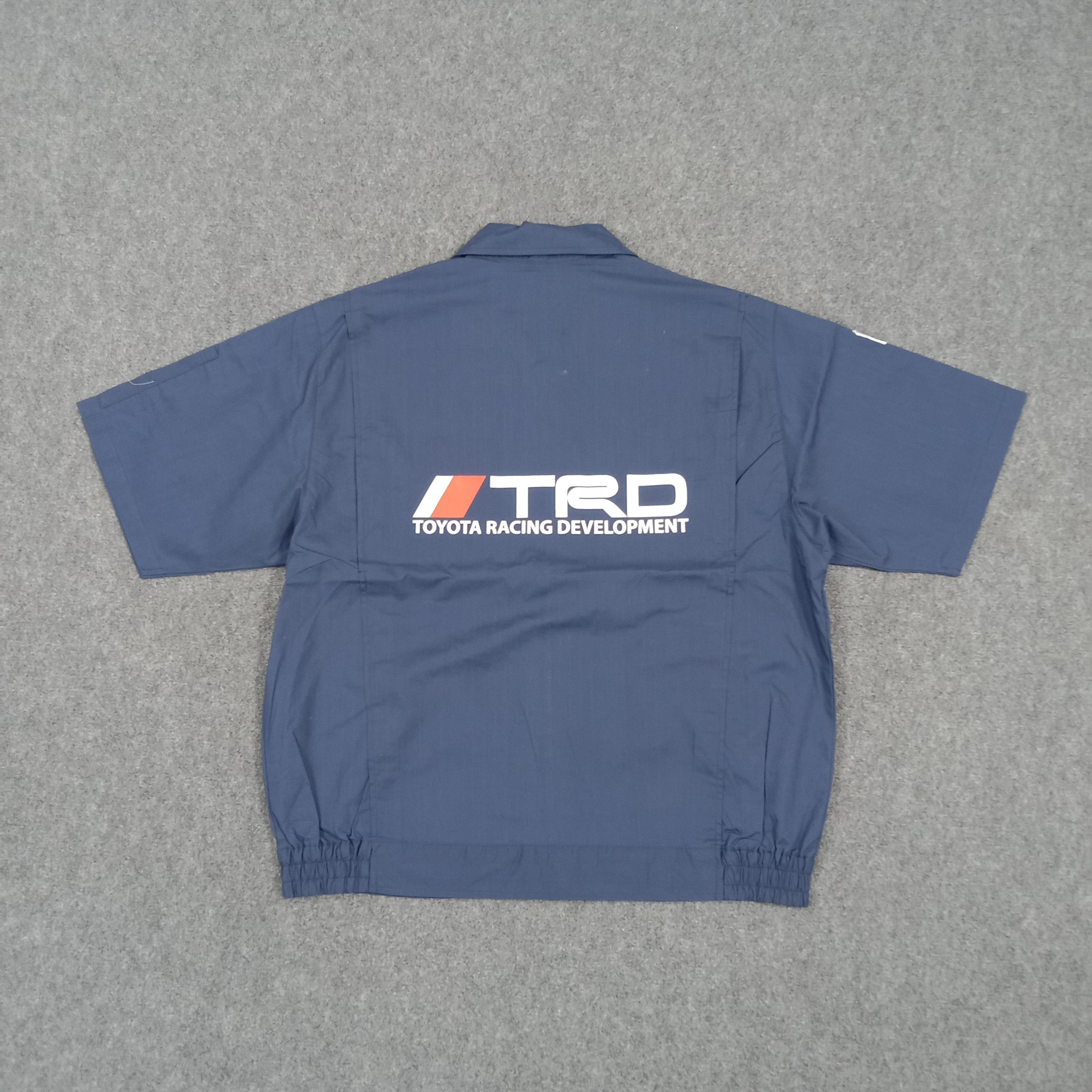 Japanese Brand TRD Toyota Motorsports Custom Short Sleeve Jacket C286N24 Size US L / EU 52-54 / 3 - 1 Thumbnail