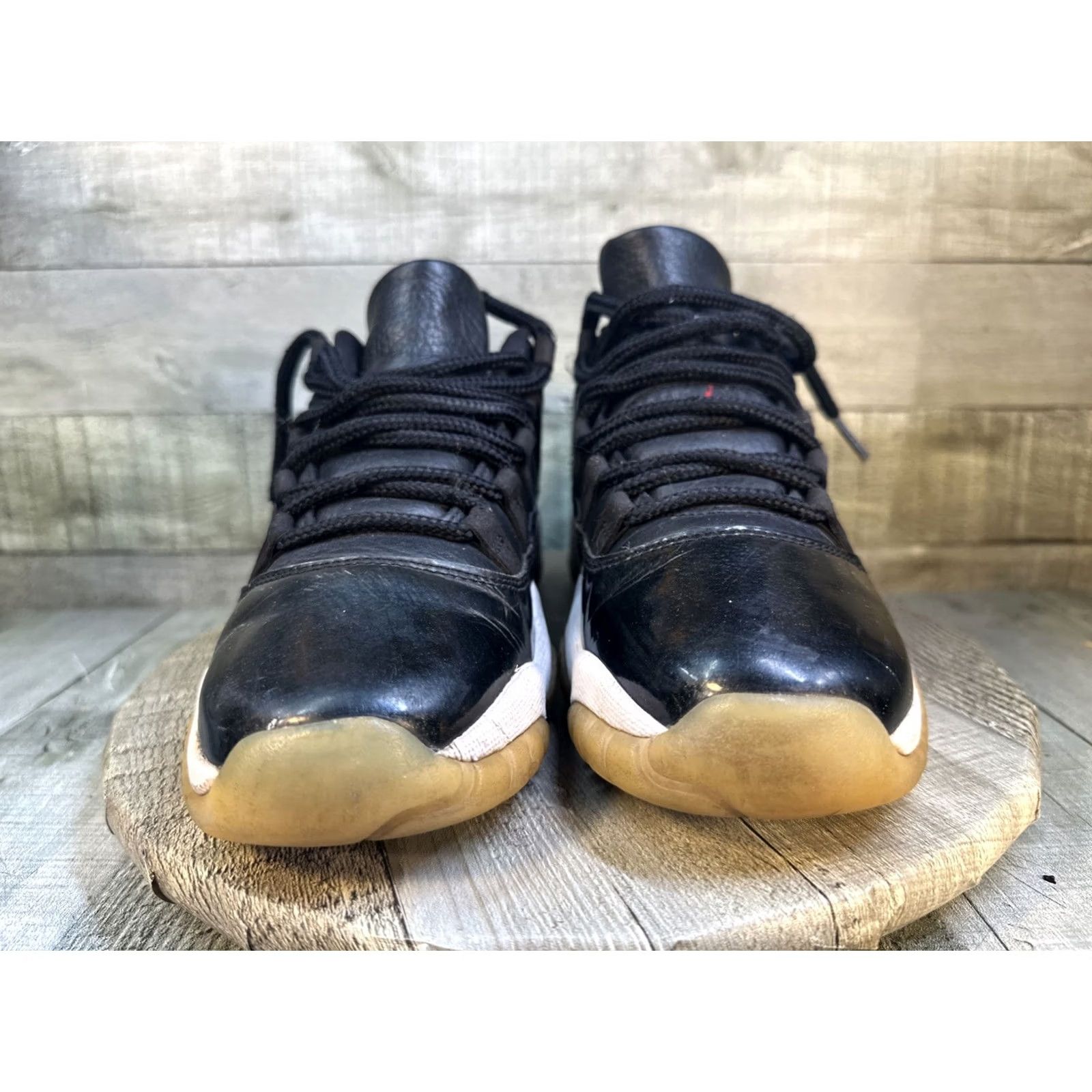 Jordan Brand Size 6 Jordan 11 Retro Low GS 72-10 Sneaker Men Black Air Jordan 11 2022 Low Top Size US 6 / EU 39 - 3 Thumbnail