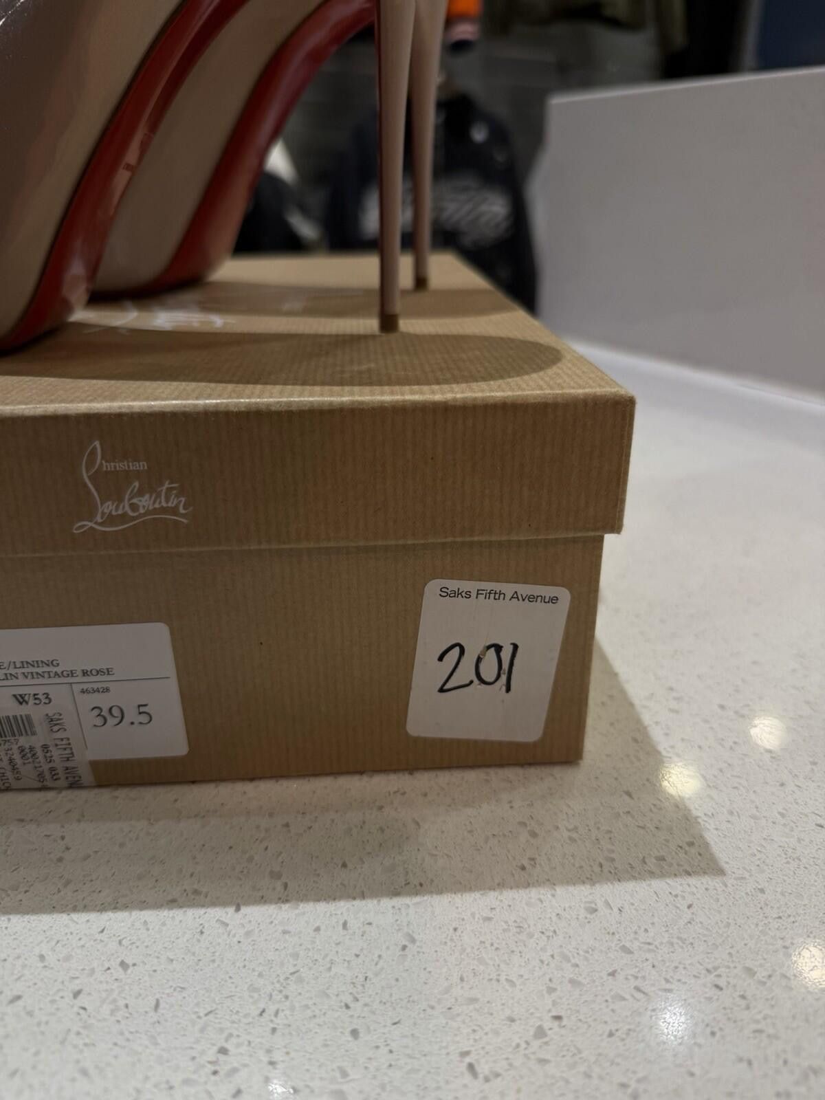 Christian Louboutin Christian Louboutin Alta Paten Scallop Peep Toe Pump 39.5EU Size US 9.5 / IT 39.5 - 11 Thumbnail