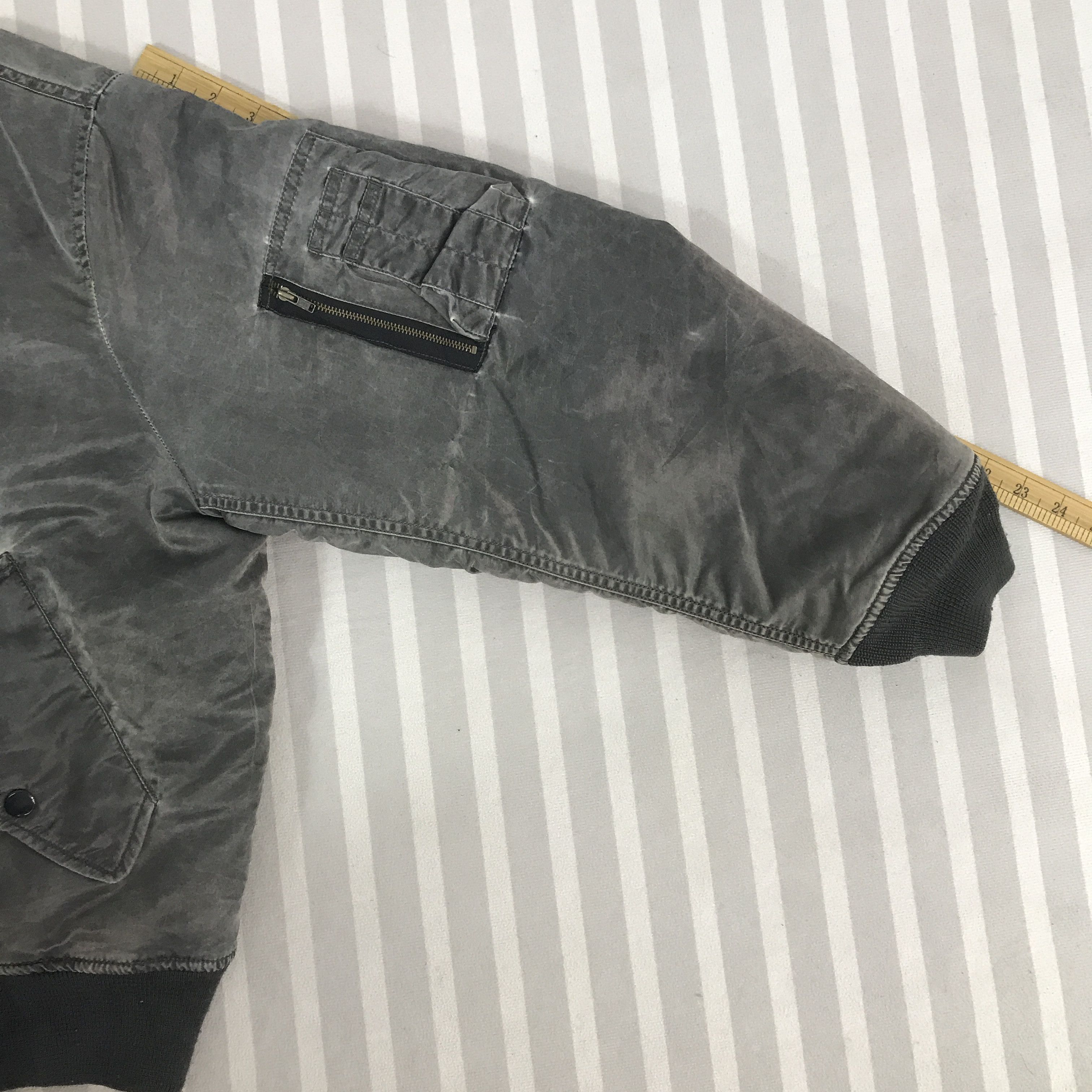 Japanese Brand Vintage Air Force Intermediate Ma-1 Bomber Jacket Size US L / EU 52-54 / 3 - 6 Thumbnail