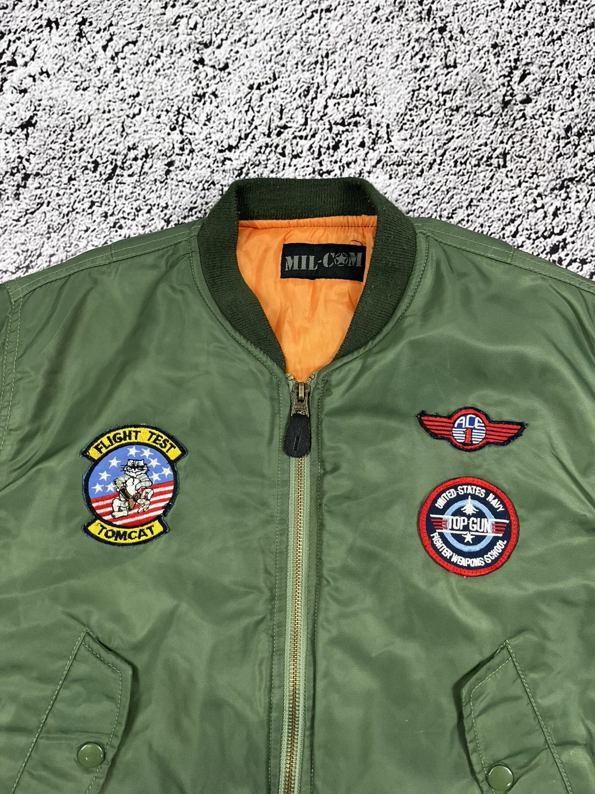 Vintage Vintage patched USAF MA-1 bomber aviator flight jacket Size XS / US 0-2 / IT 36-38 - 4 Thumbnail
