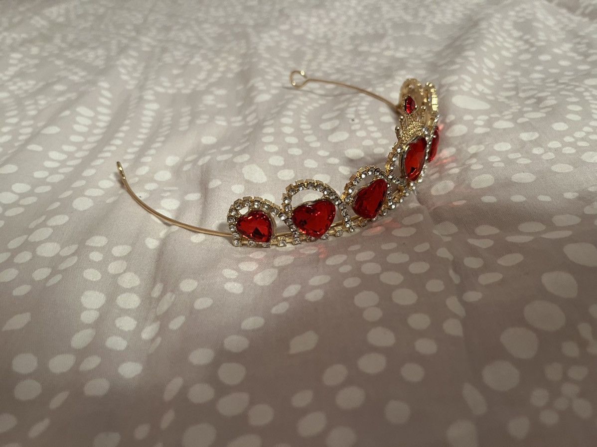Shein Gold/Red Heart Crown Size ONE SIZE - 2 Thumbnail
