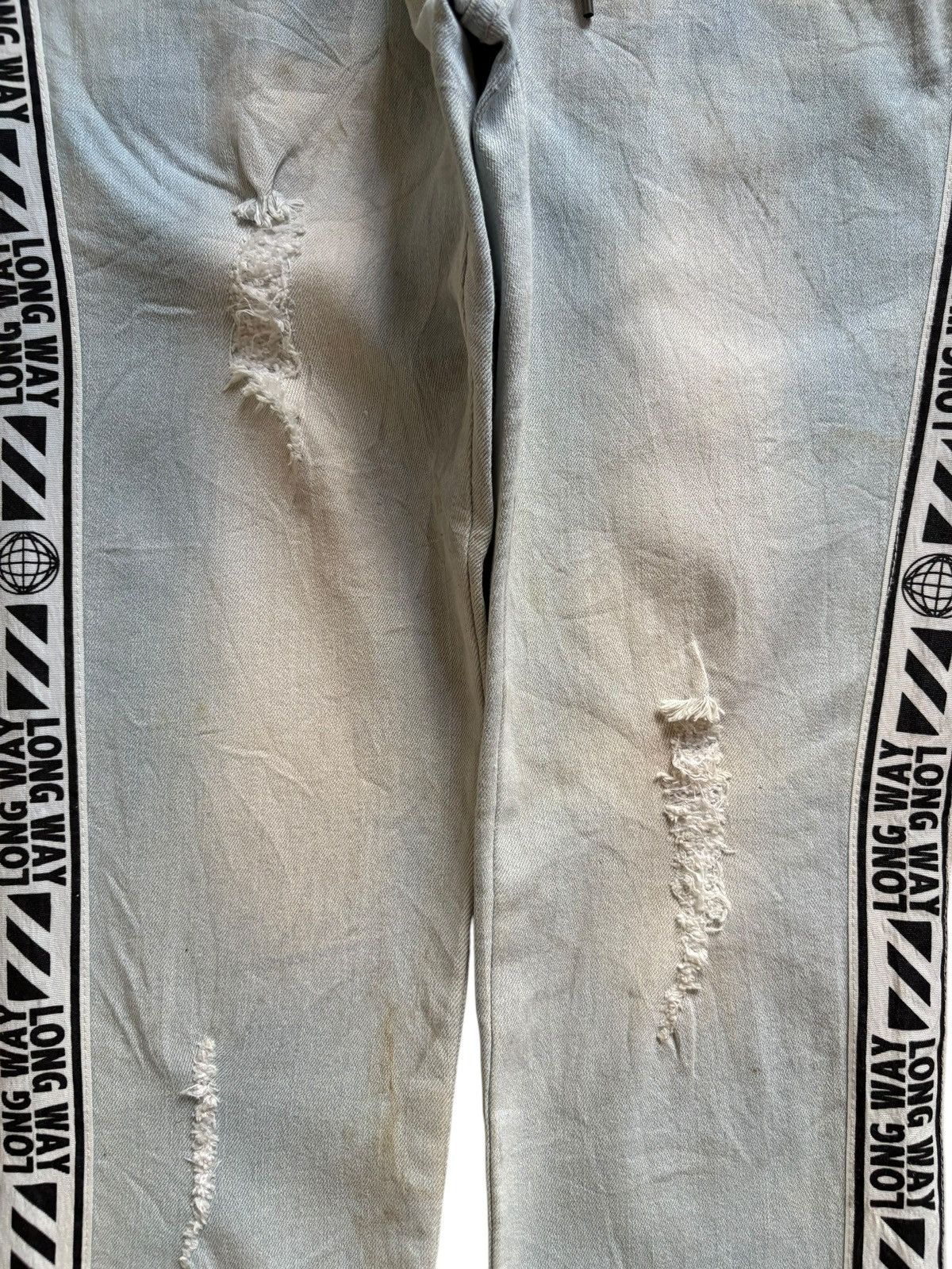 In The Attic Vintage In The Attic Light Blue Mud Wash Distressed Jeans Size US 31 - 6 Thumbnail