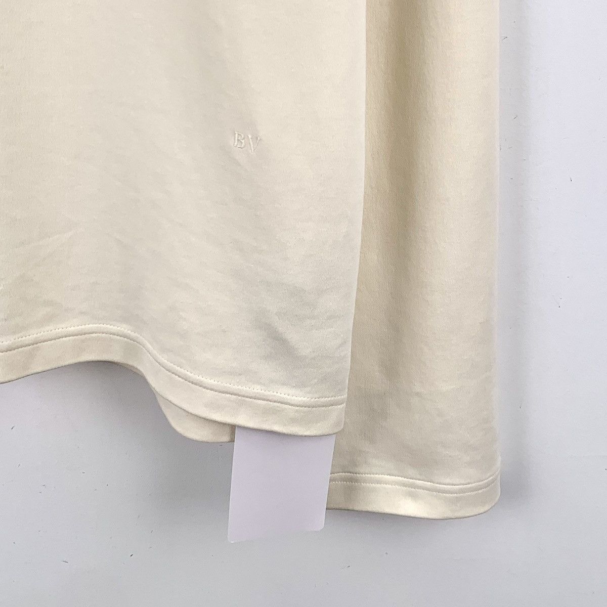 Bottega Veneta Bottega Veneta Apricot Letter Long Sleeve Base T-Shirt K26WX Size US L / EU 52-54 / 3 - 4 Thumbnail