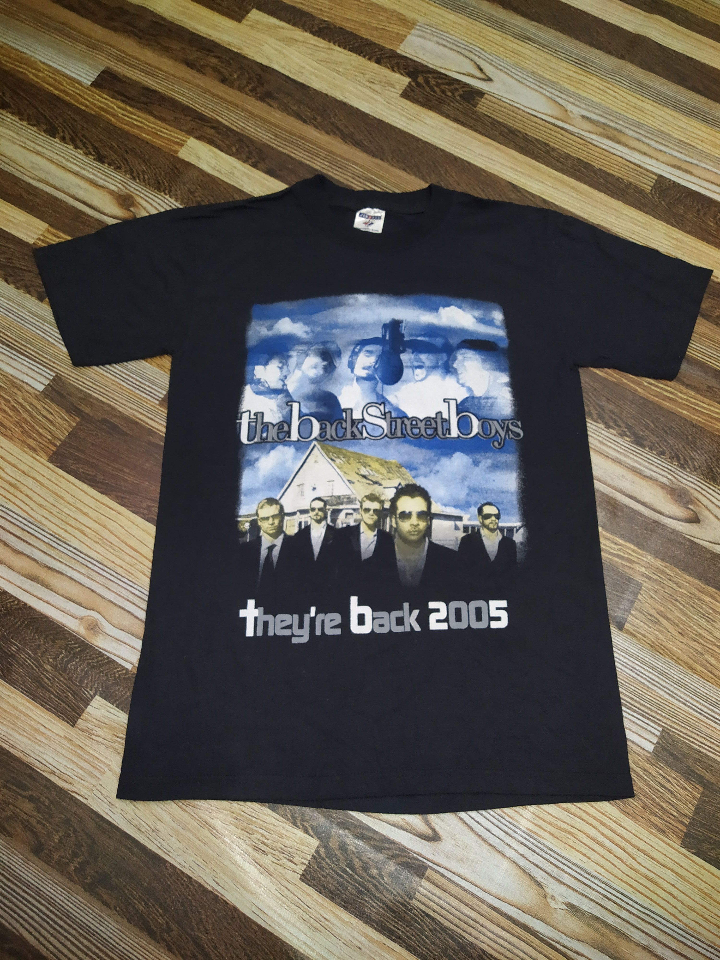 Band Tees The Back Street Boys Tour 2005 Vintage TShirt Size US S / EU 44-46 / 1 - 7 Thumbnail