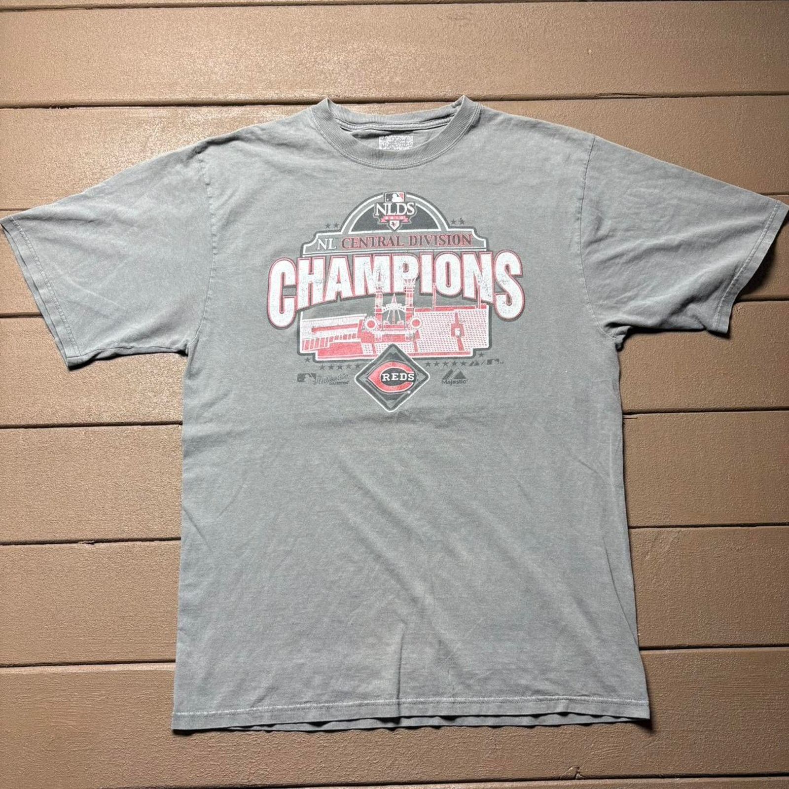 MLB Grey MLB Cincinnati Reds 2004 National League Champions tee Size US M / EU 48-50 / 2 - 1 Thumbnail