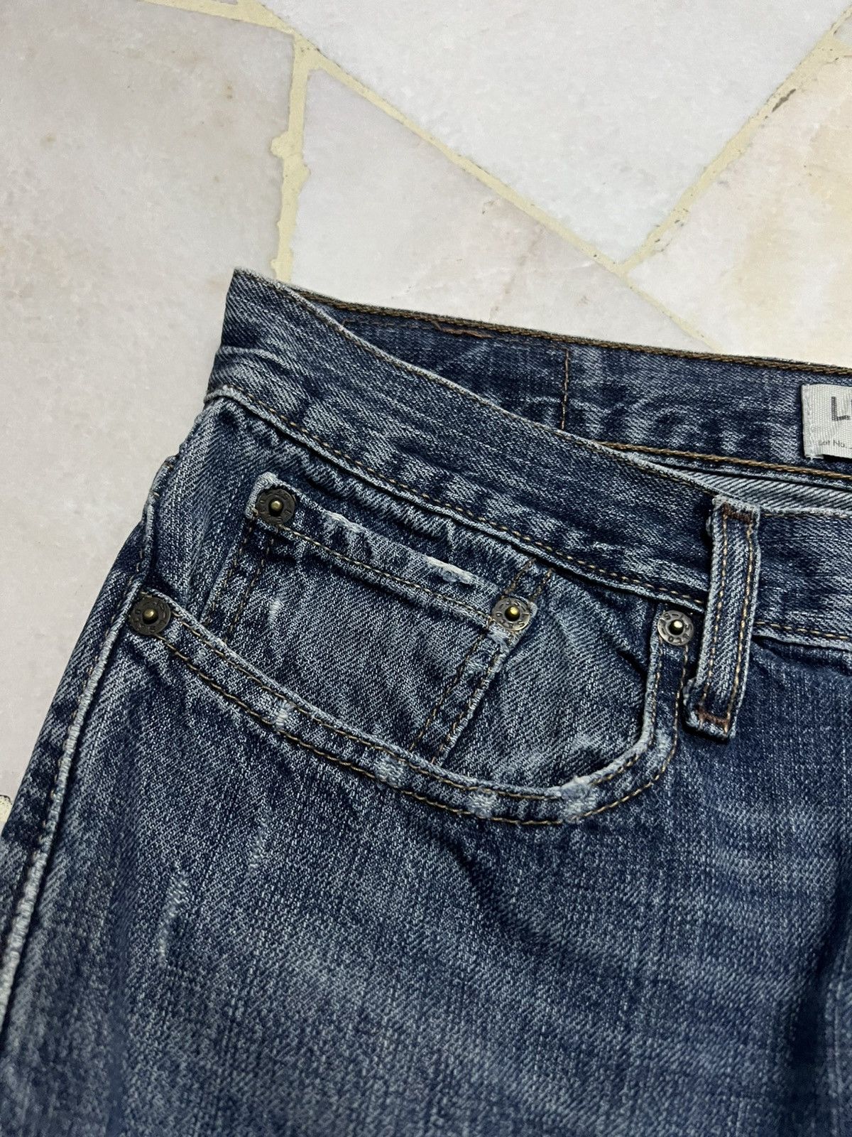 Levi's Vintage Levis 527 Distressed Bootcut Jean Size US 33 - 10 Thumbnail