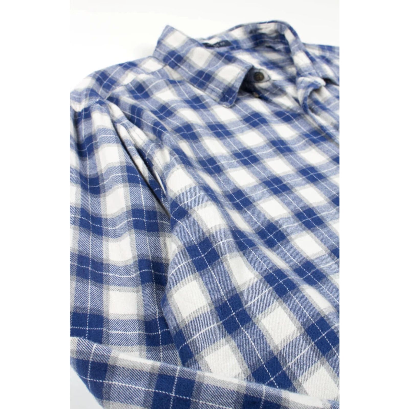 Vintage VINTAGE St. John's Bay Flannel Shirt Blue Plaid X-Large Shirt Adult X-Large Blue Plaid 3513 Mens Size US XL / EU 56 / 4 - 2 Thumbnail