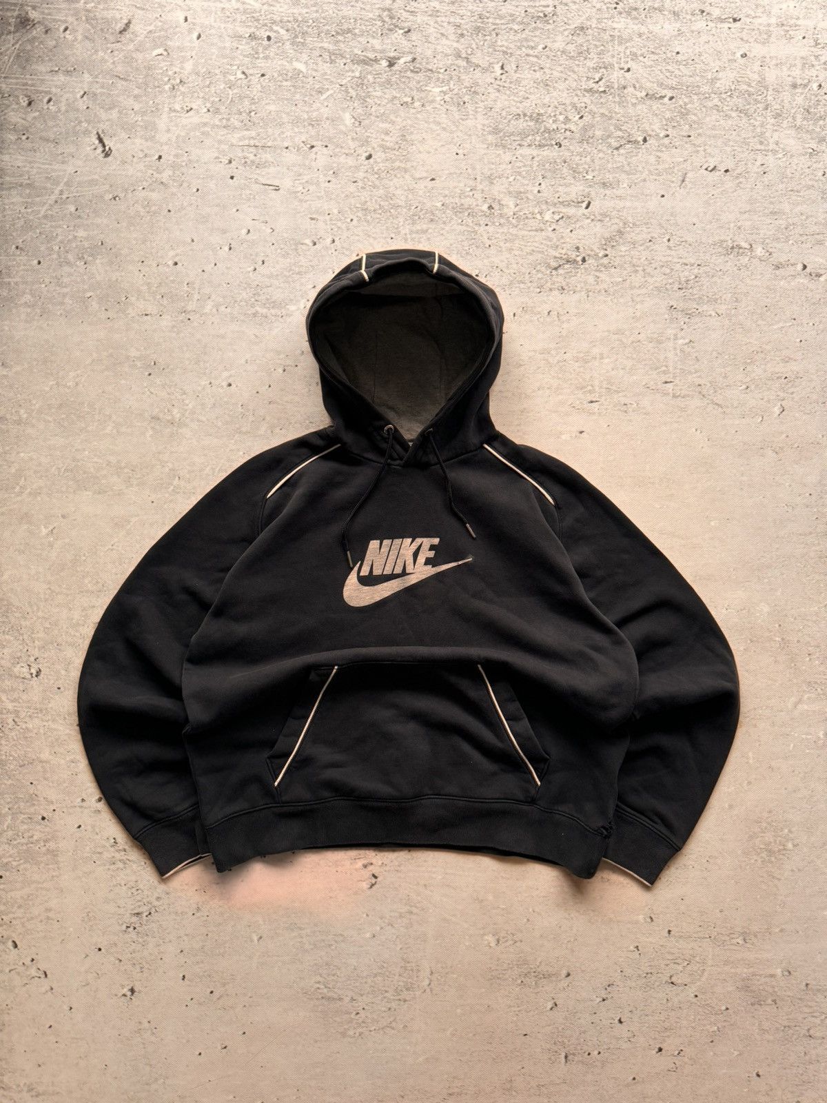 Nike × Vintage NIKE VINTAGE CENTER LOGO OVERSIZE BOXY HOODIE Size US L / EU 52-54 / 3 - 1 Thumbnail