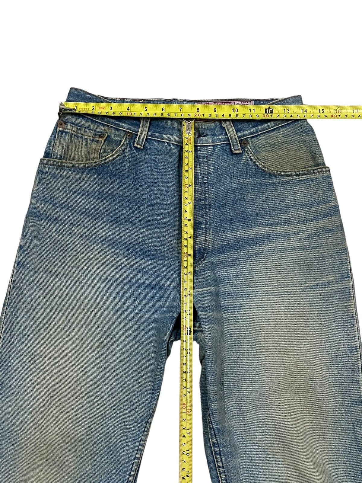 Levi's Vintage 80s Levi’s Button Fly Distressed Blue Wash Mom Jeans Size 28" / US 6 / IT 42 - 15 Thumbnail