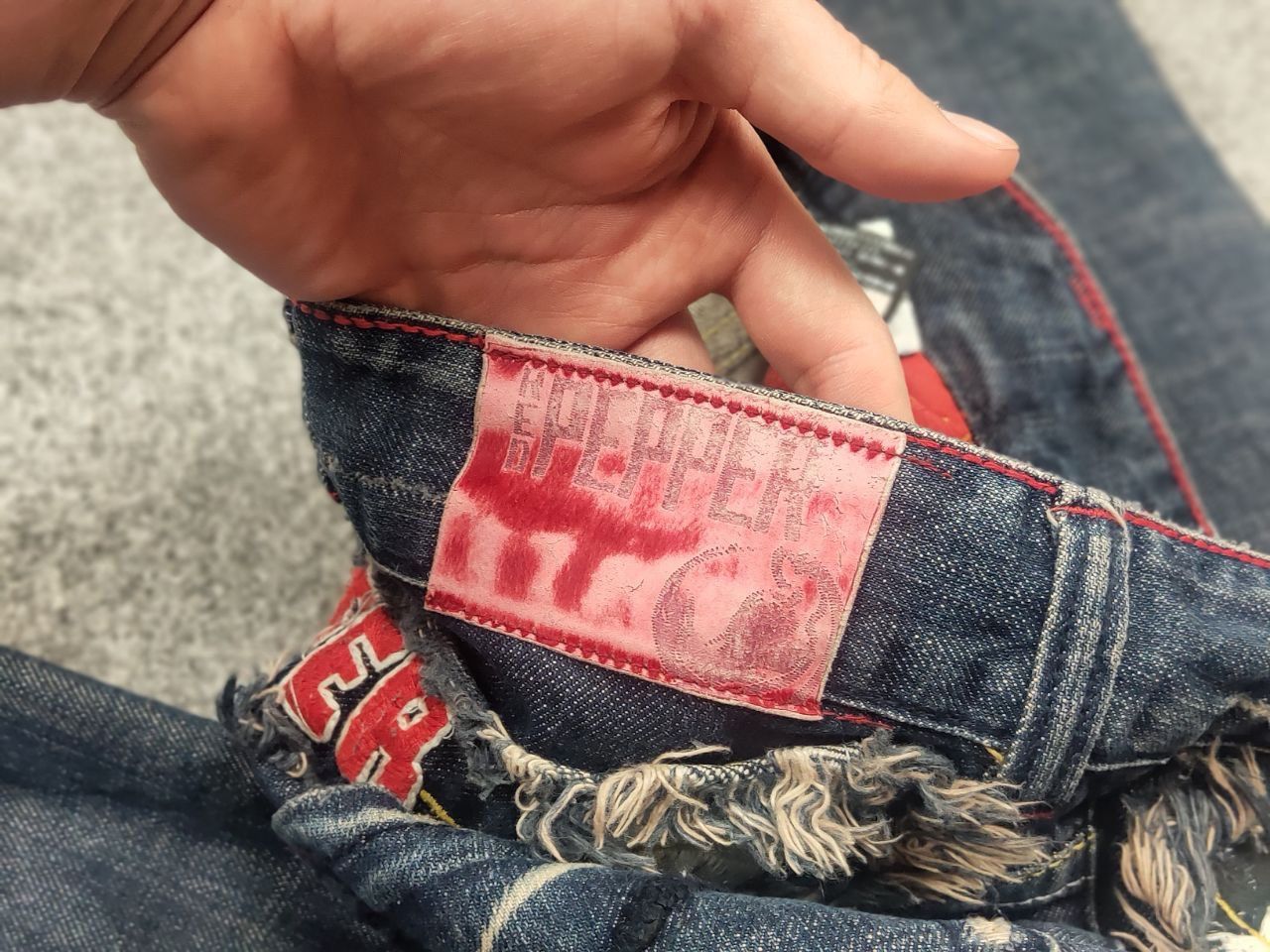 If Six Was Nine Red Pepper Japan Low Vintage Y2K embroidered Denim Jeans Size 27" / US 4 / IT 40 - 16 Thumbnail