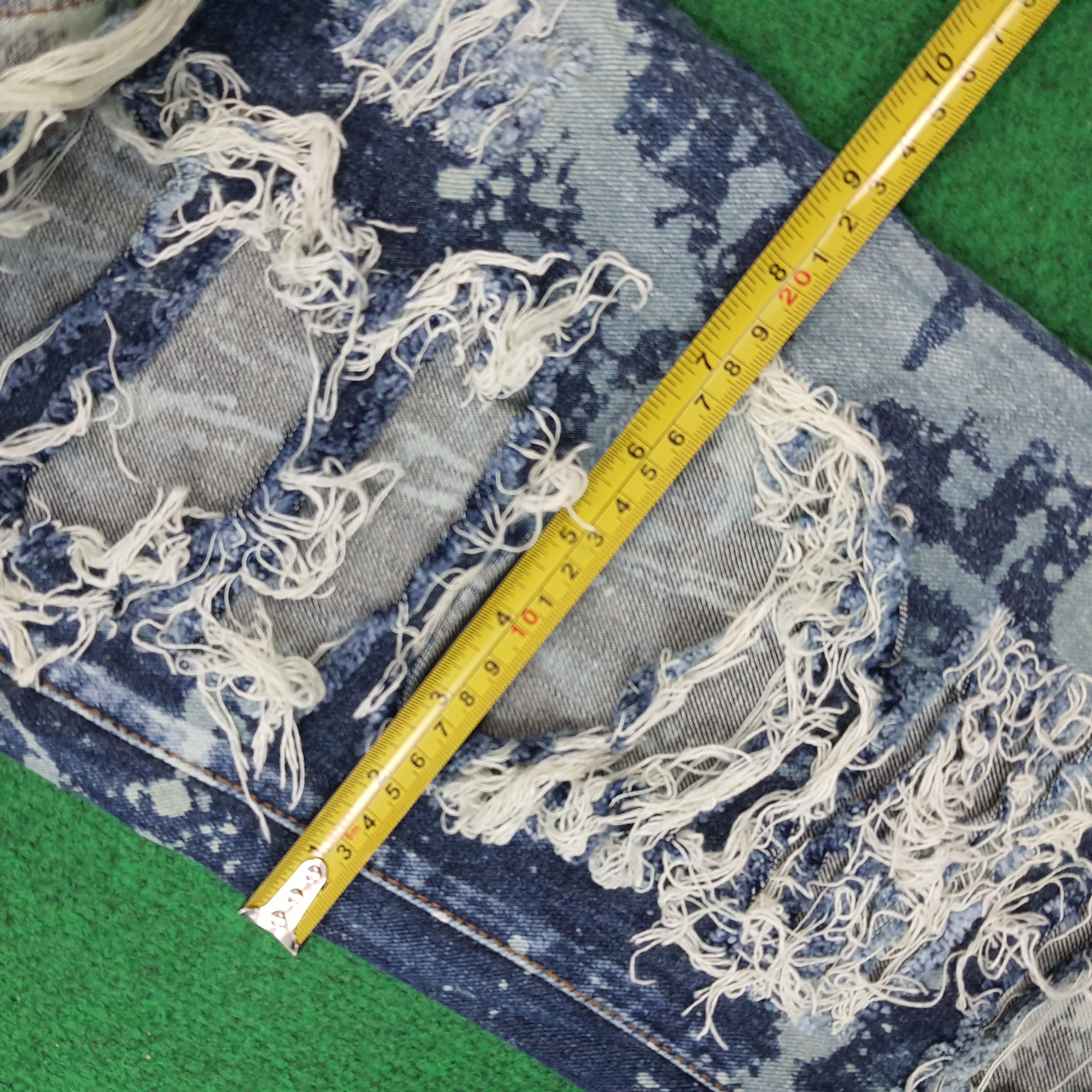 Vintage Vintage D/EX Denim Exchange Distressed Paint Jeans C272N2 Size US 33 - 16 Thumbnail