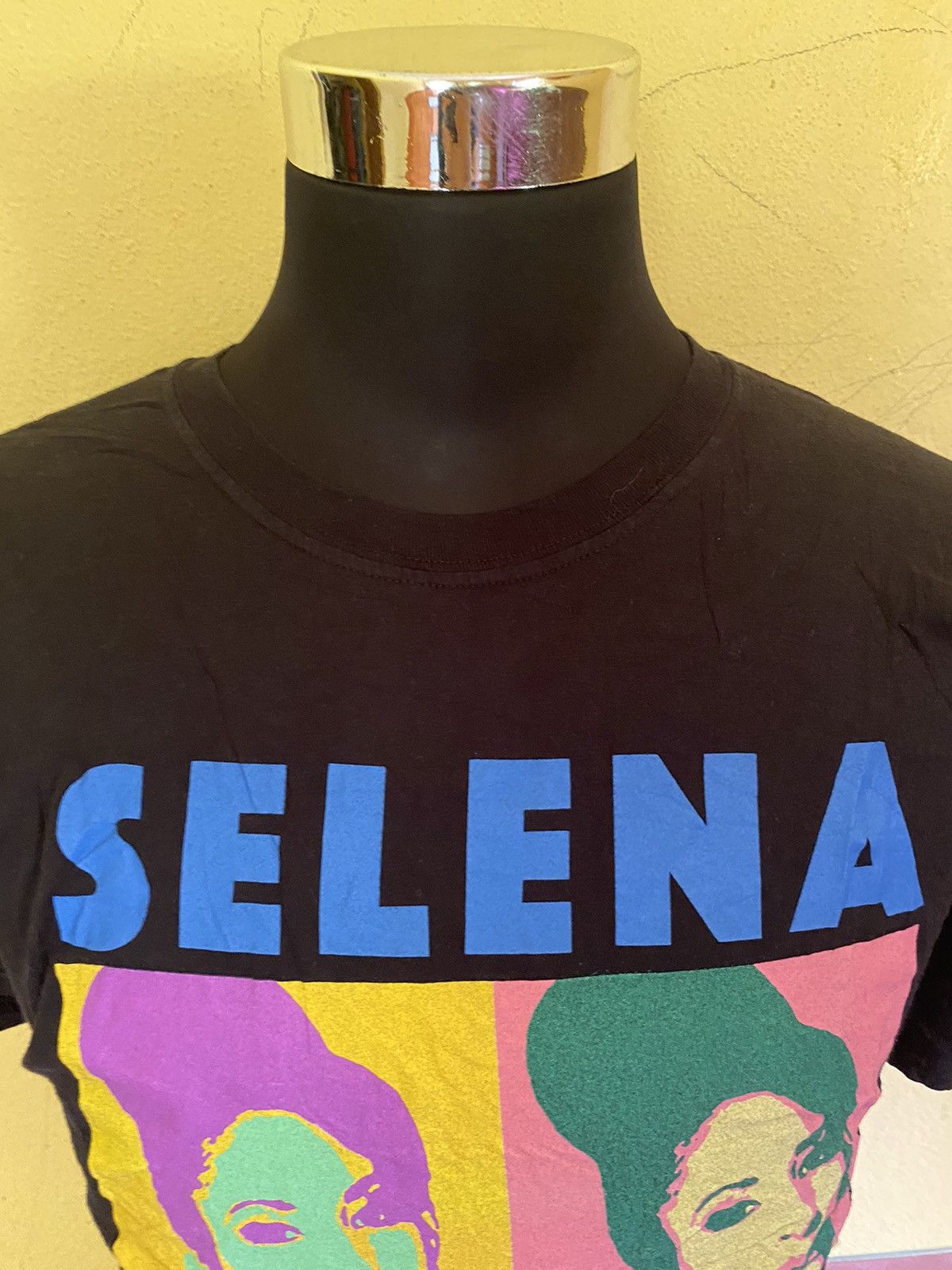 Band Tees × Rap Tees Selena Quantanilla Tshirt Size US XL / EU 56 / 4 - 4 Thumbnail