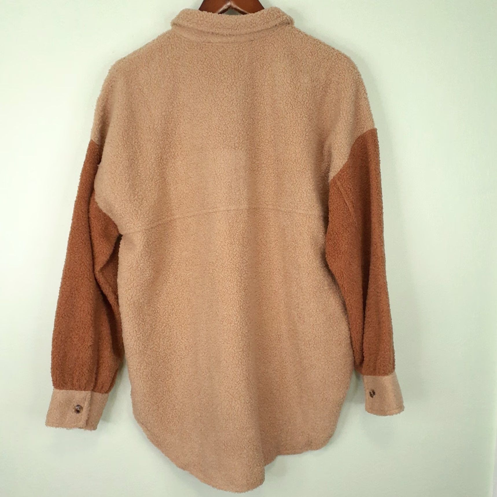 Vintage 12th Tribe Shacket Womens L Oversized Brown Long Sleeve Fleece Button Up Satin Lined Polyester Size L / US 10 / IT 46 - 3 Thumbnail