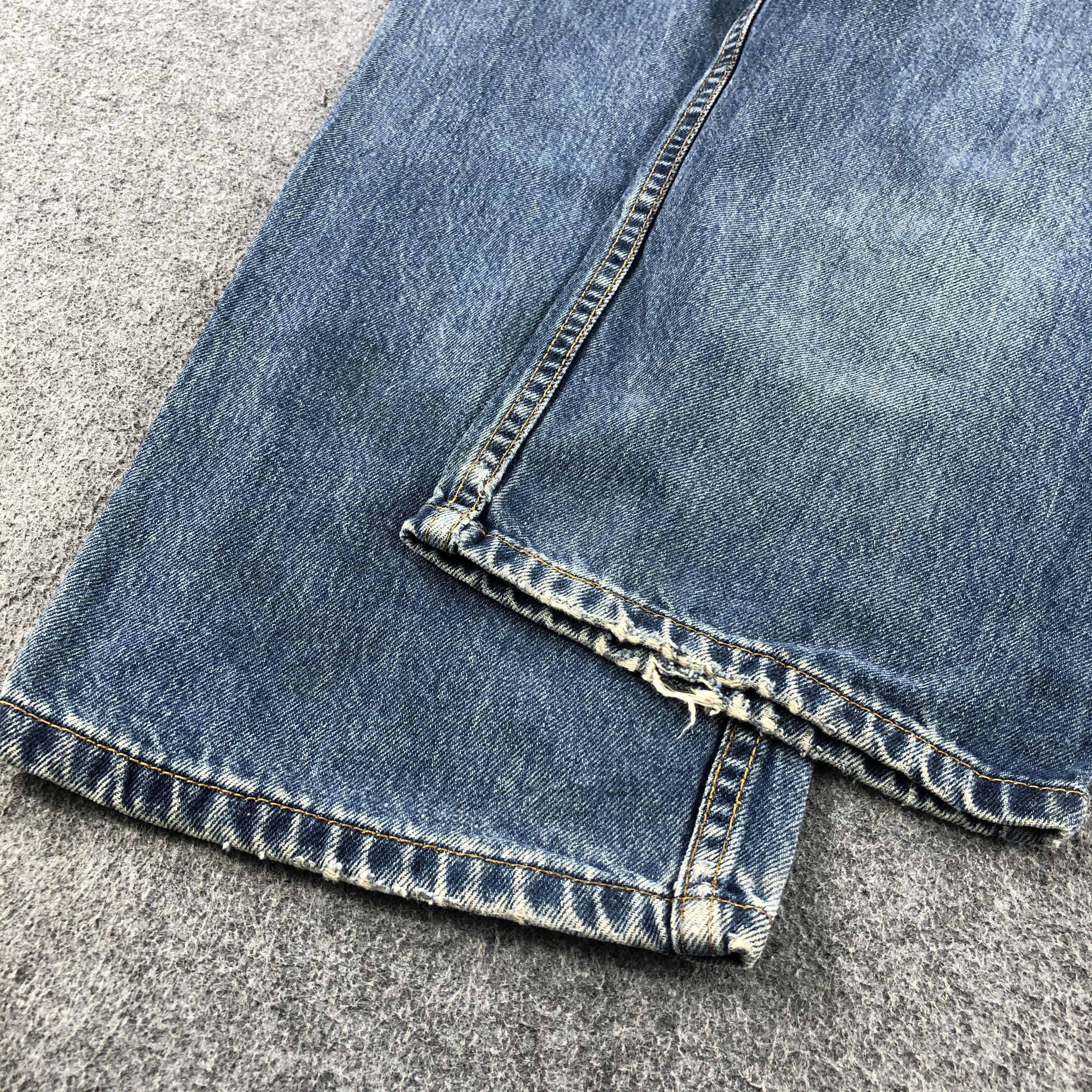 Levi's Vintage 90s Dirty Blue Wash Levis 550 Jeans-J1206 Size US 39 - 6 Thumbnail