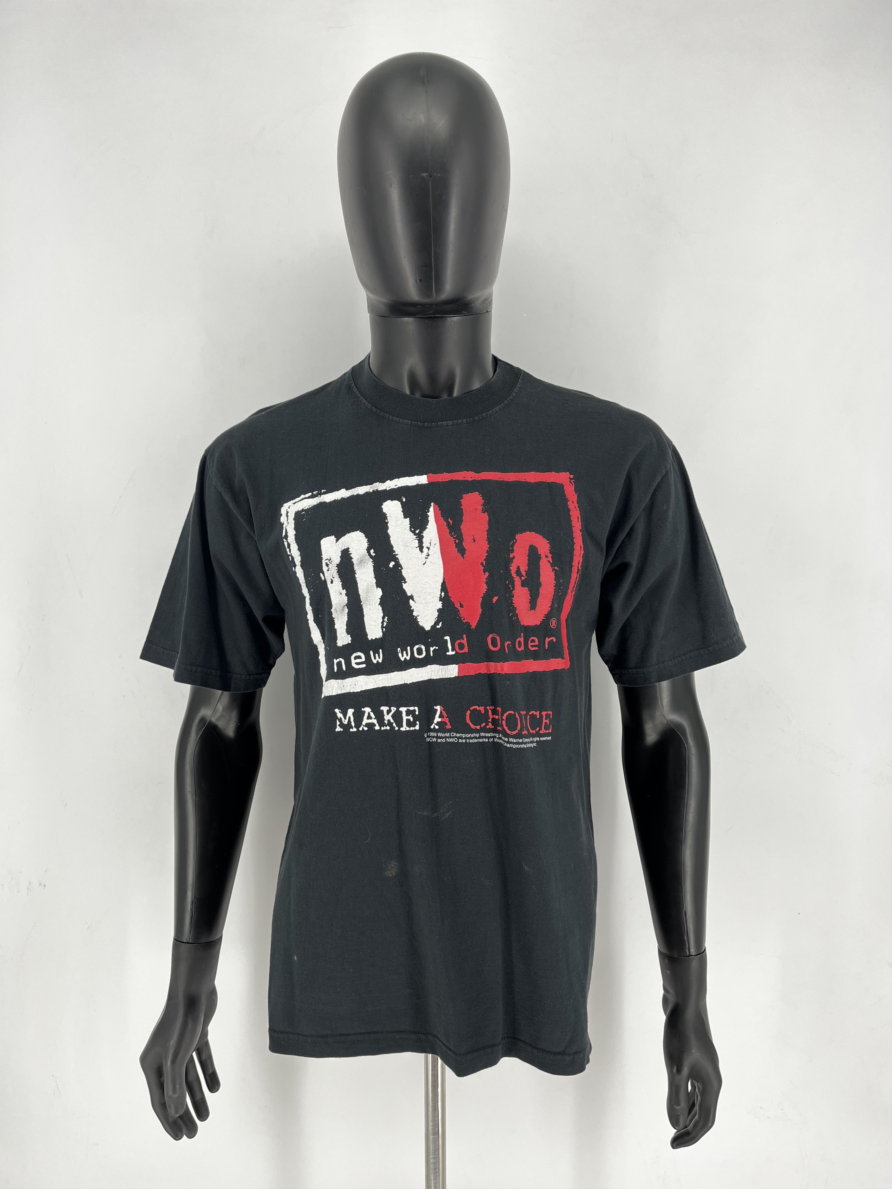 WWE WCW nWo Make A Choice T-shirt Men’s size Medium black &white Size US M / EU 48-50 / 2 - 2 Thumbnail