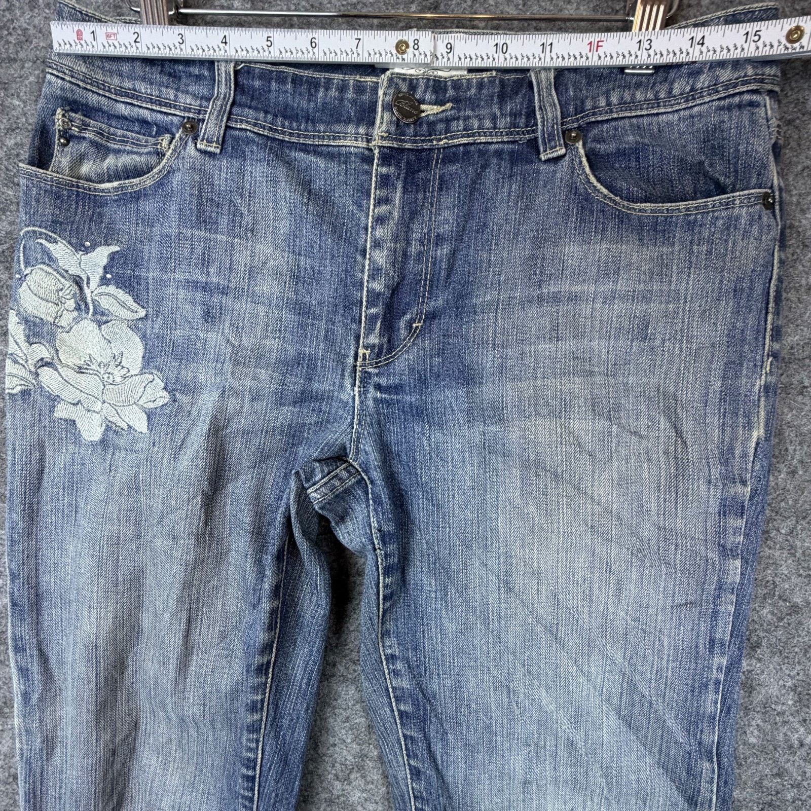 White House Black Market Y2K White House Black Market Blanc Jeans Womens 8 Roses Size 30" / US 8 / IT 44 - 6 Thumbnail