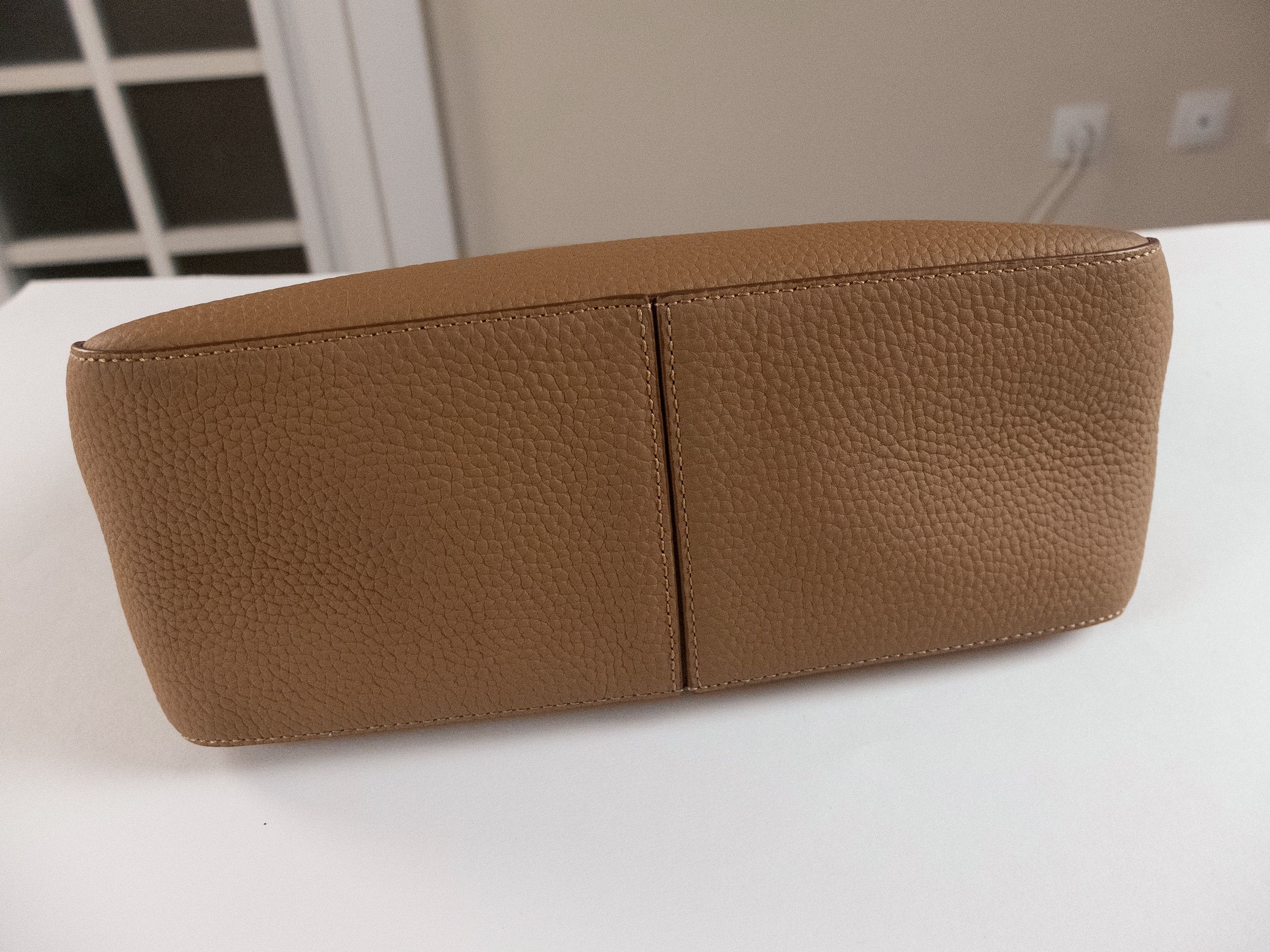 The Row THE ROW Small Day Luxe sandpit brown leather bag handbag q Size ONE SIZE - 7 Thumbnail