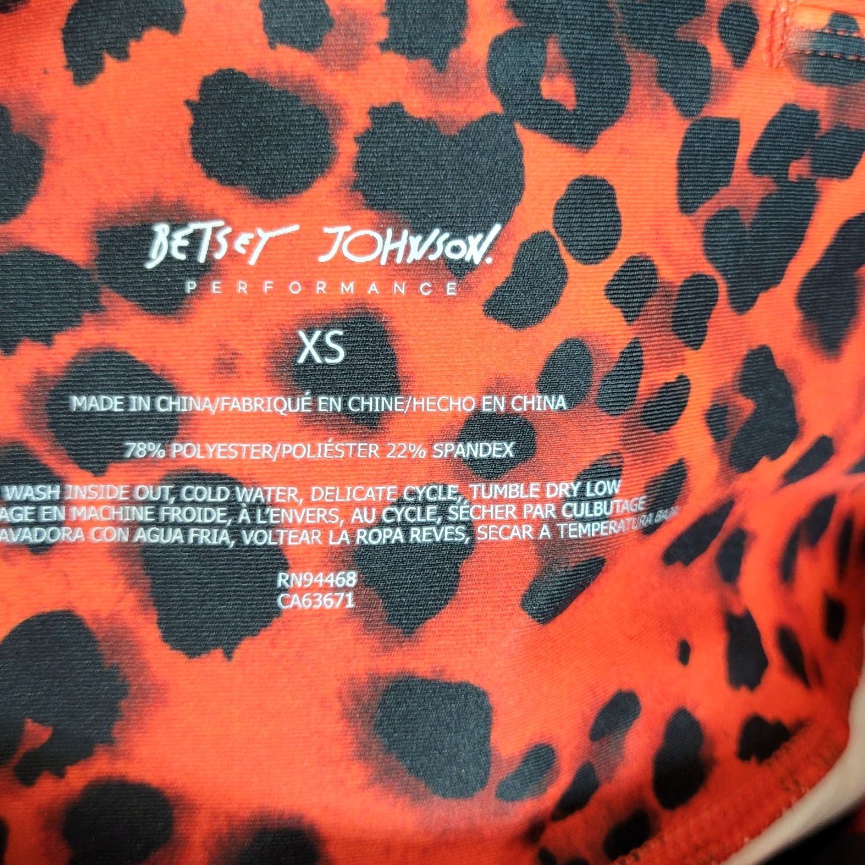 Betsey Johnson Betsey Johnson Leggings Performance Red & Black Leopard Print XS Women Leggings Skinny Ankle Activewear Womens XS Leopard Red Black Size 26" / US 2 / IT 38 - 4 Thumbnail
