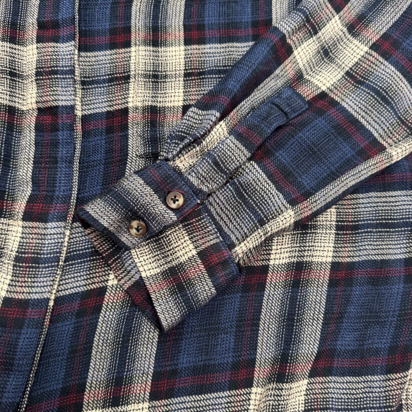Urban Outfitters BDG Urban Outfitters Shirt Womens M Flannel Button-Up Plaid Multicolor Casual Classic, Preppy Womens Medium Blues Red Size M / US 6-8 / IT 42-44 - 7 Thumbnail