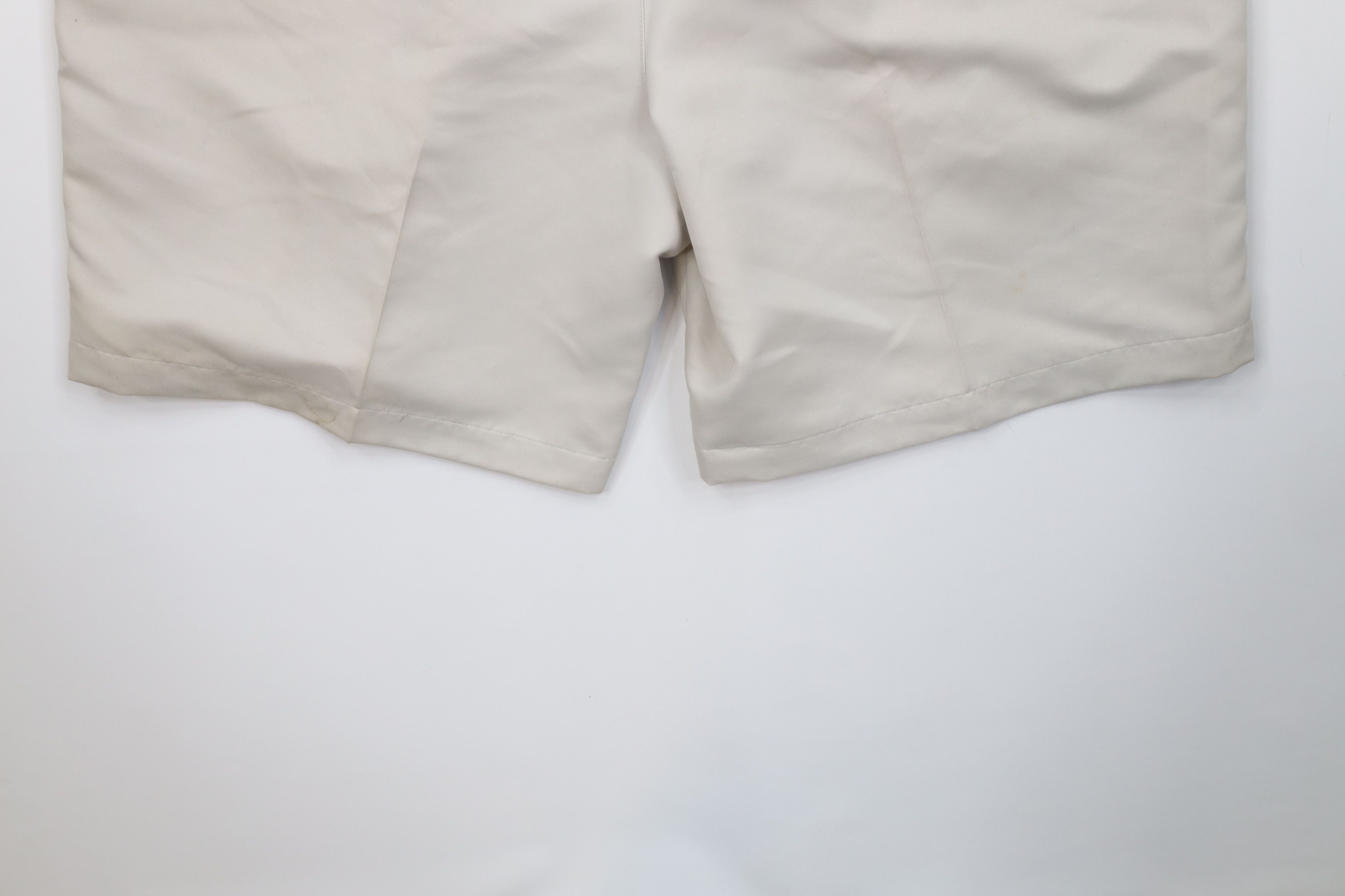 Vintage Deadstock Vintage Y2K Streetwear Golf Chino Shorts Stone Size US 38 / EU 54 - 15 Thumbnail