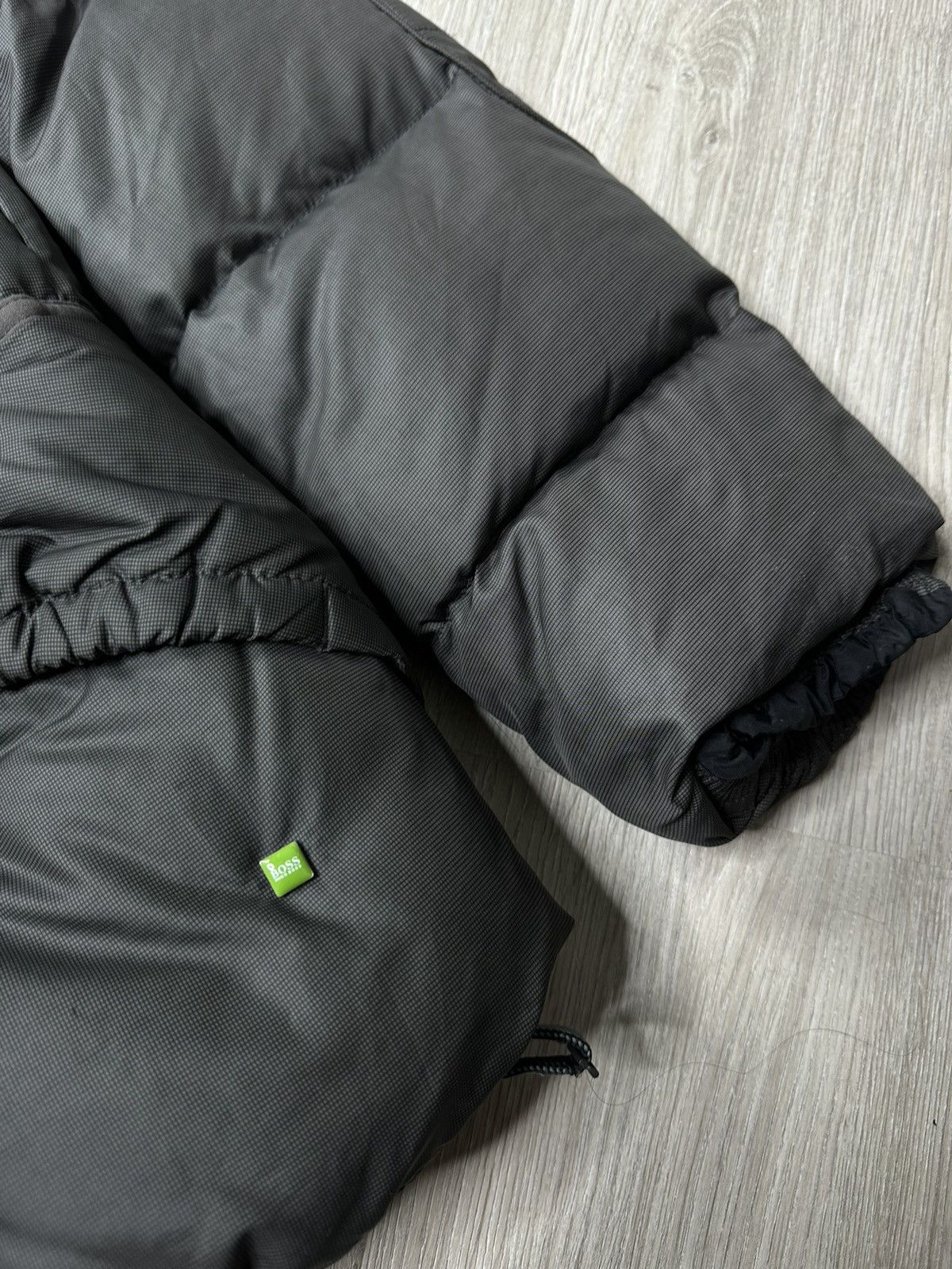 Hugo Boss × Mercedes-Benz Hugo Boss Mercedes-Benz Down Jacket Size US M / EU 48-50 / 2 - 3 Thumbnail