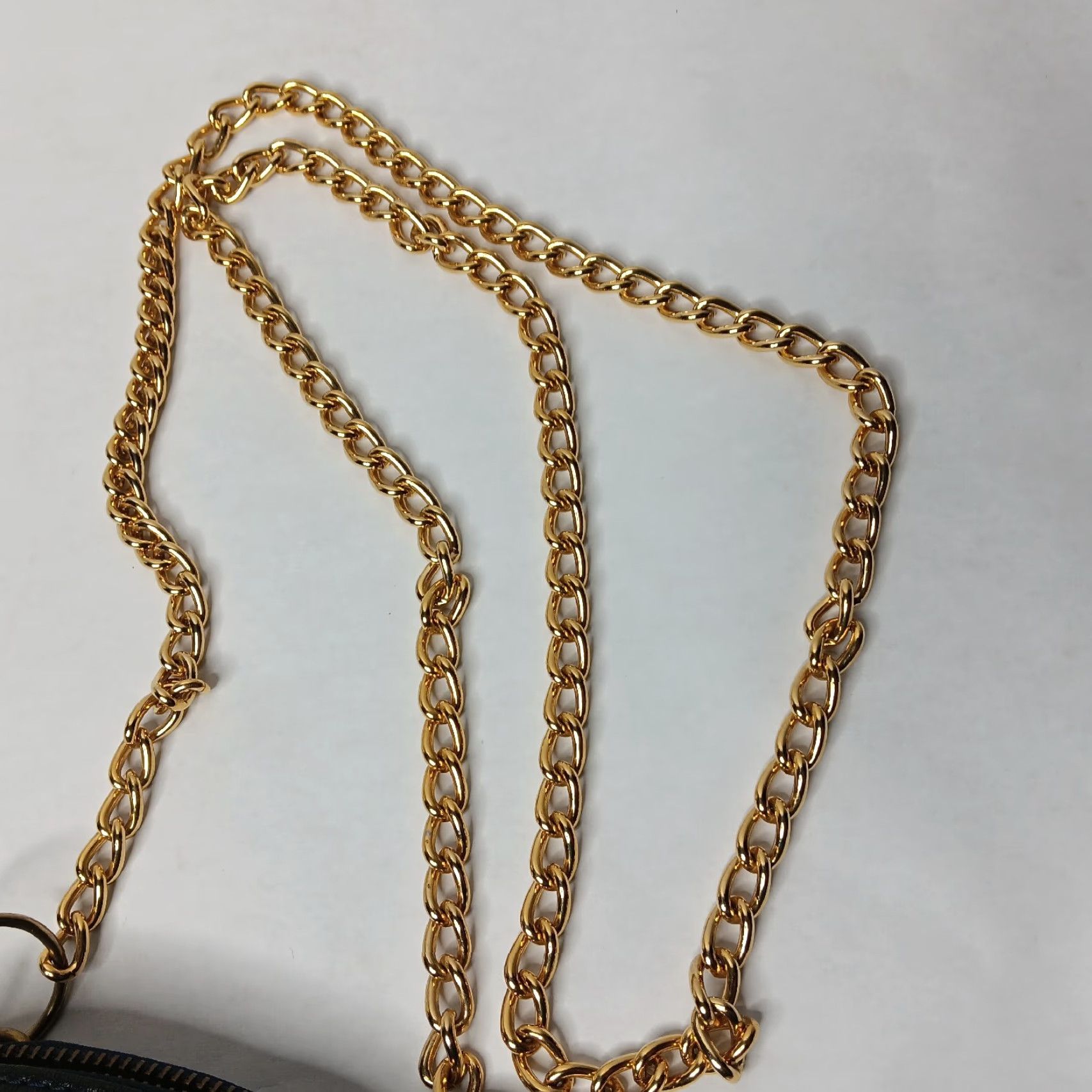 Fossil Fossil Purse Small Black Leather Gold Tone Chain Keyhole Zip 7.5" Satin Lining Brass Gold Hardware Women Bag Shoulder Strap Evening Size ONE SIZE - 5 Thumbnail